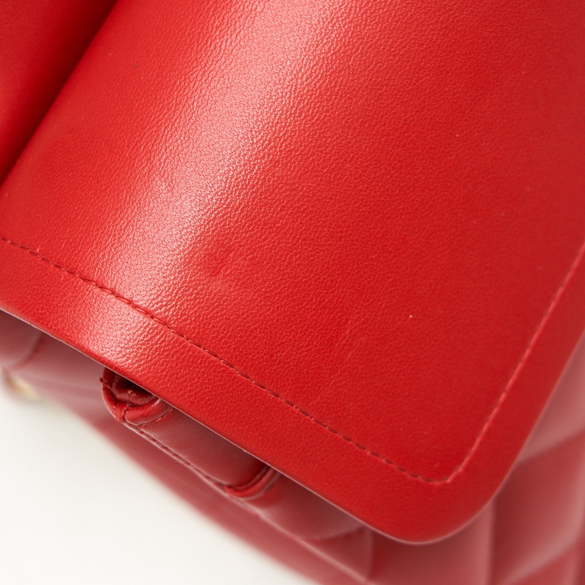 chanel-classic-jumbo-double-flap-bag-lambskin-red-lghw