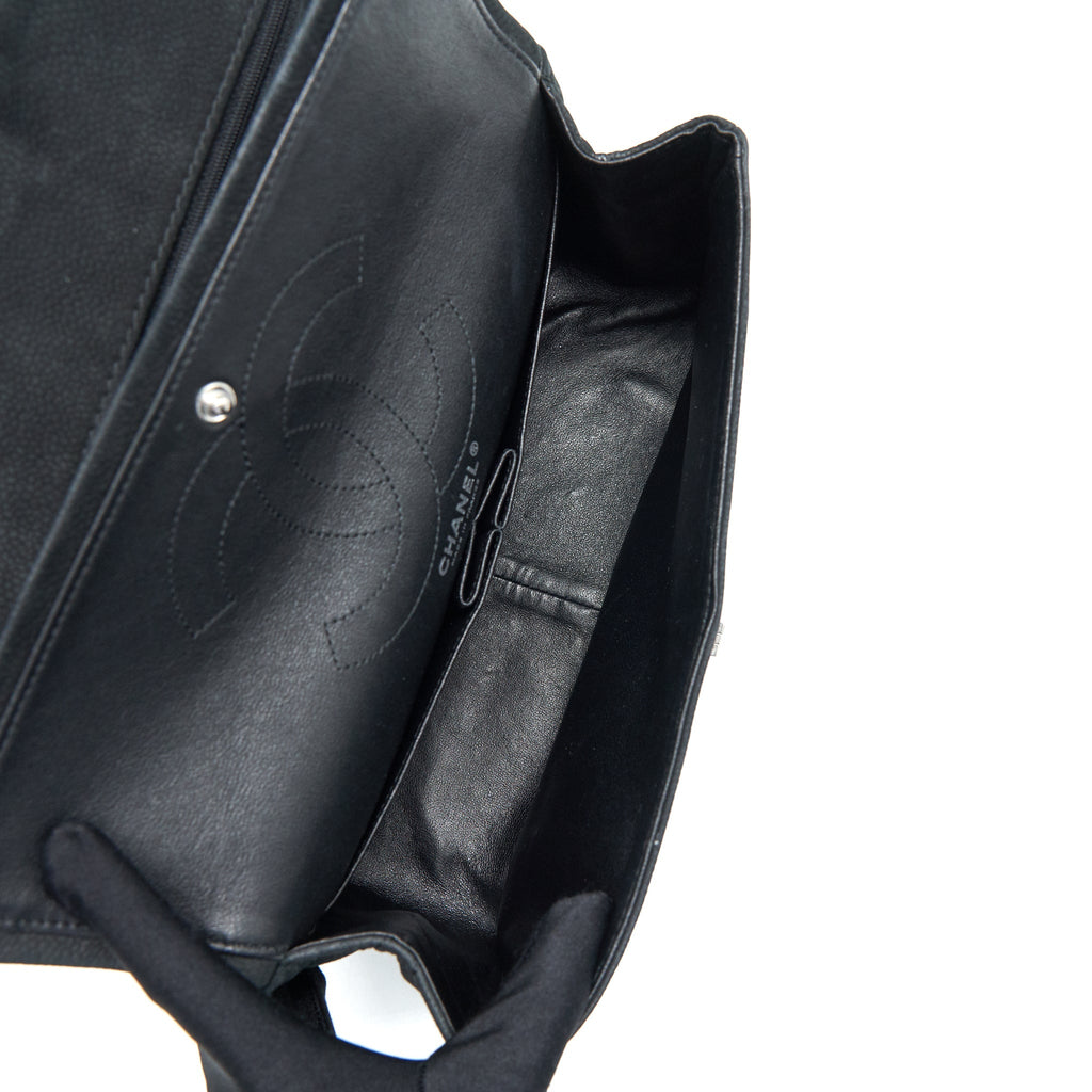 chanel-2-55-226-reissue-bag-in-carviar-black-shw