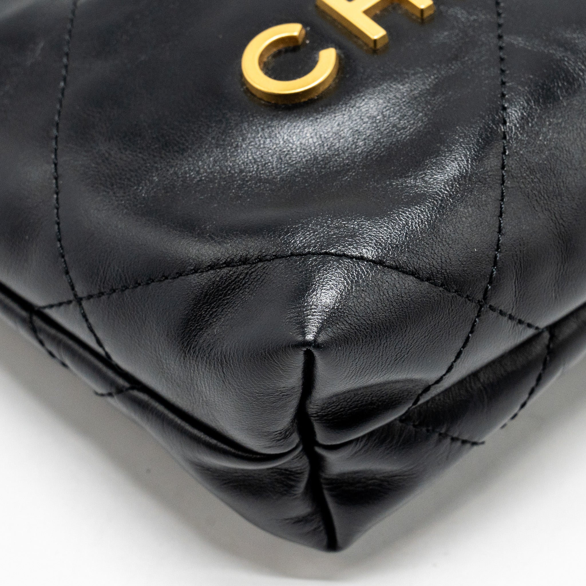 chanel-mini-22-bag-shiny-calfskin-black-ghw-microchip-5