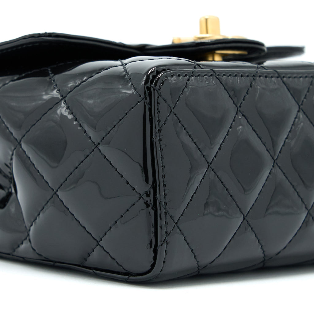 chanel-22k-square-flap-bag-patent-black-brushed-ghwmicrochip