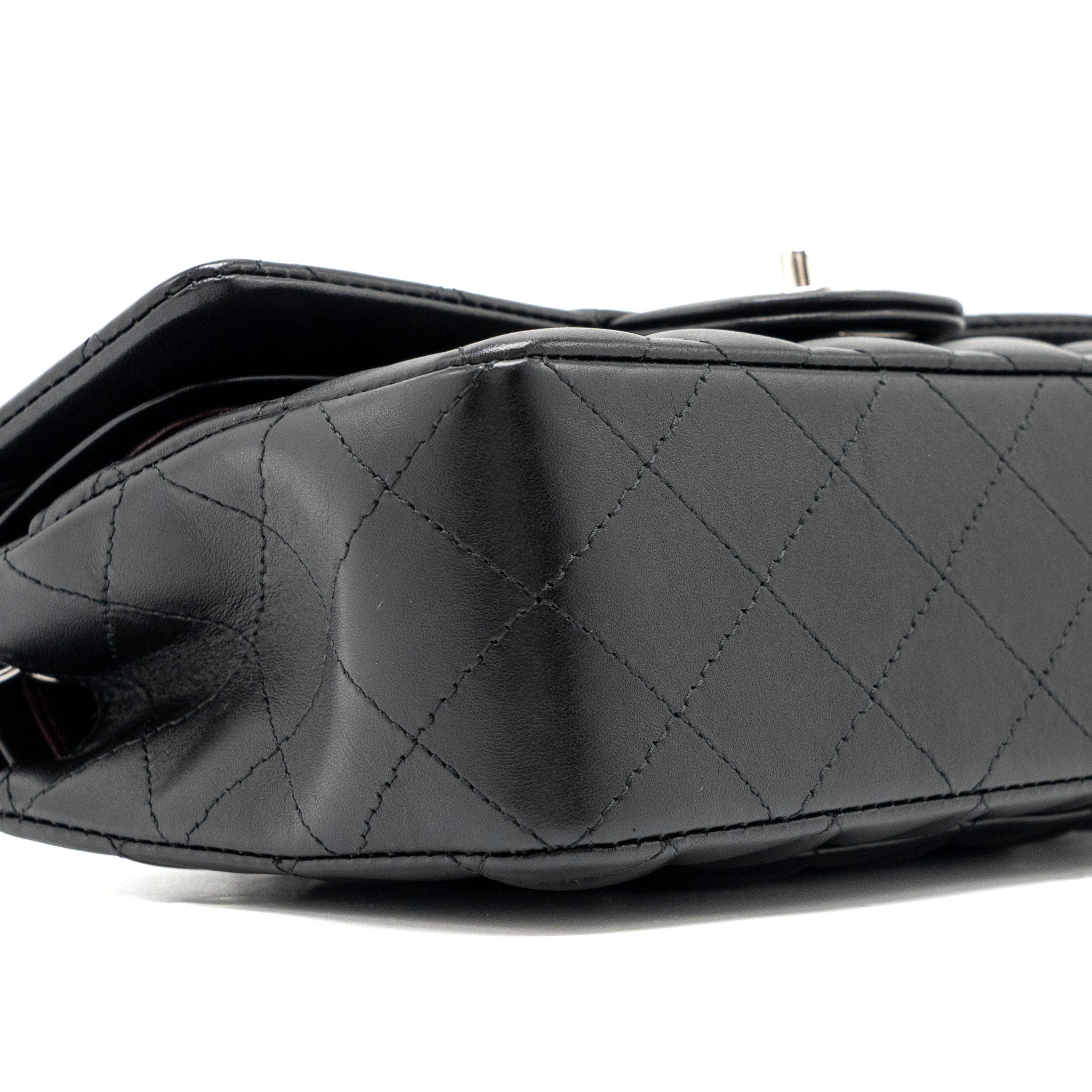 chanel-small-classic-double-flap-bag-lambskin-black-shwmicrochip