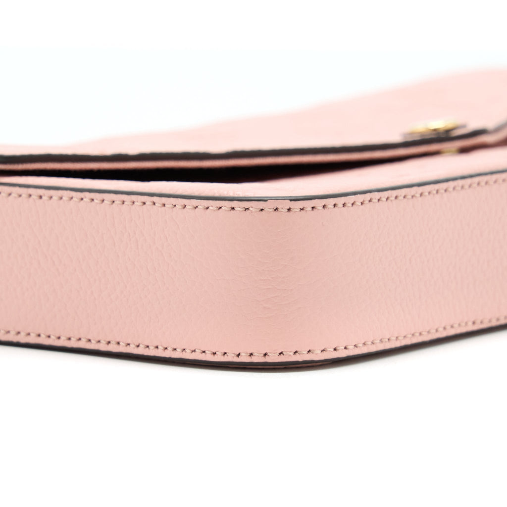 louis-vuitton-felicia-pochette-monogram-empreinte-rose-pounder-ghw