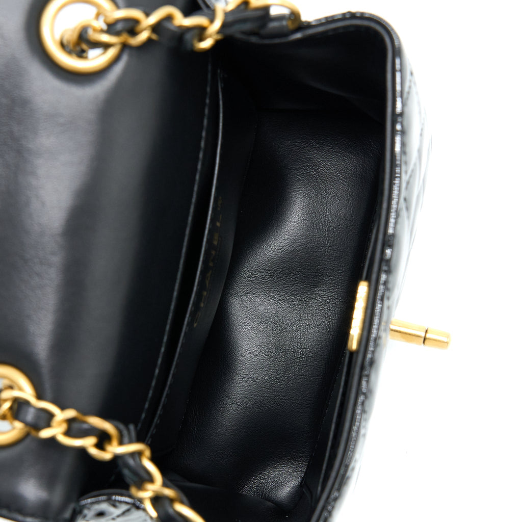 chanel-22k-square-flap-bag-patent-black-brushed-ghwmicrochip