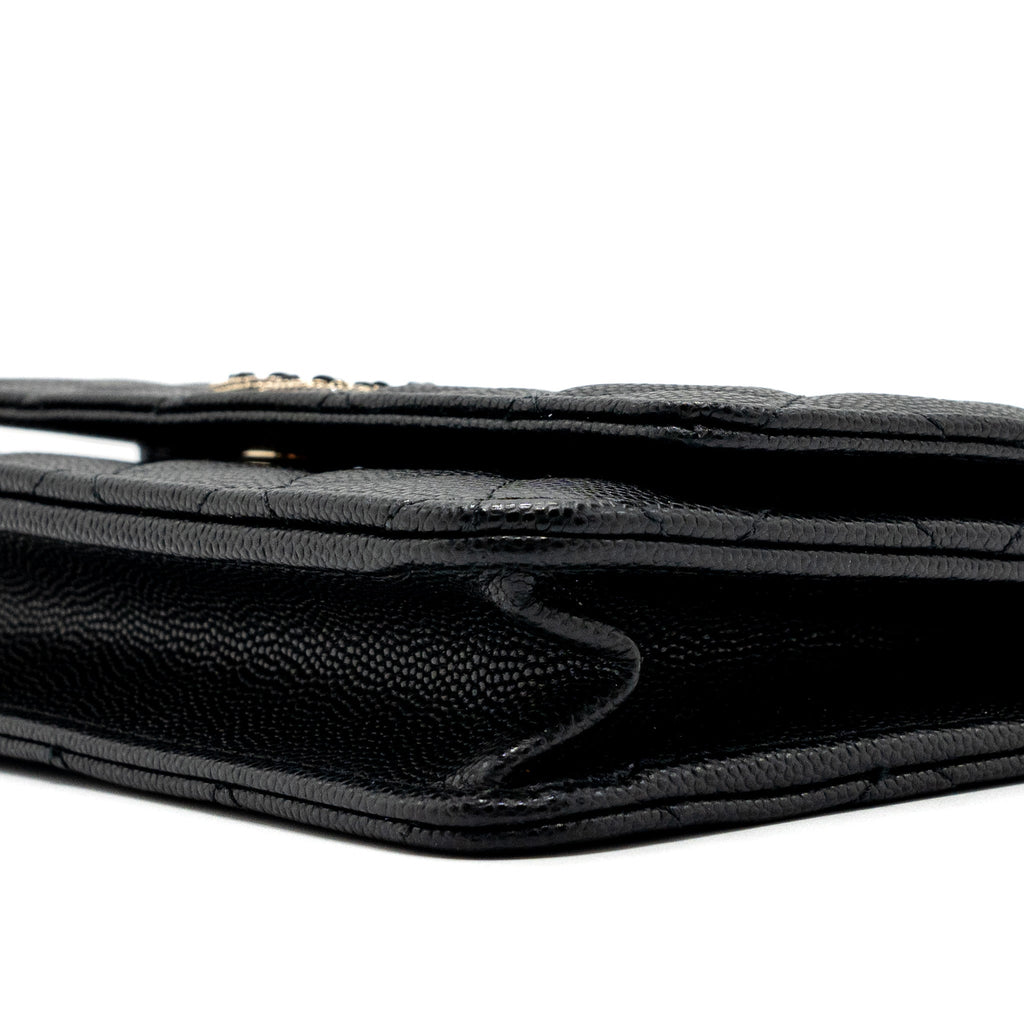 chanel-detailed-logo-wallet-on-chain-black-caviar-lghw-microchip