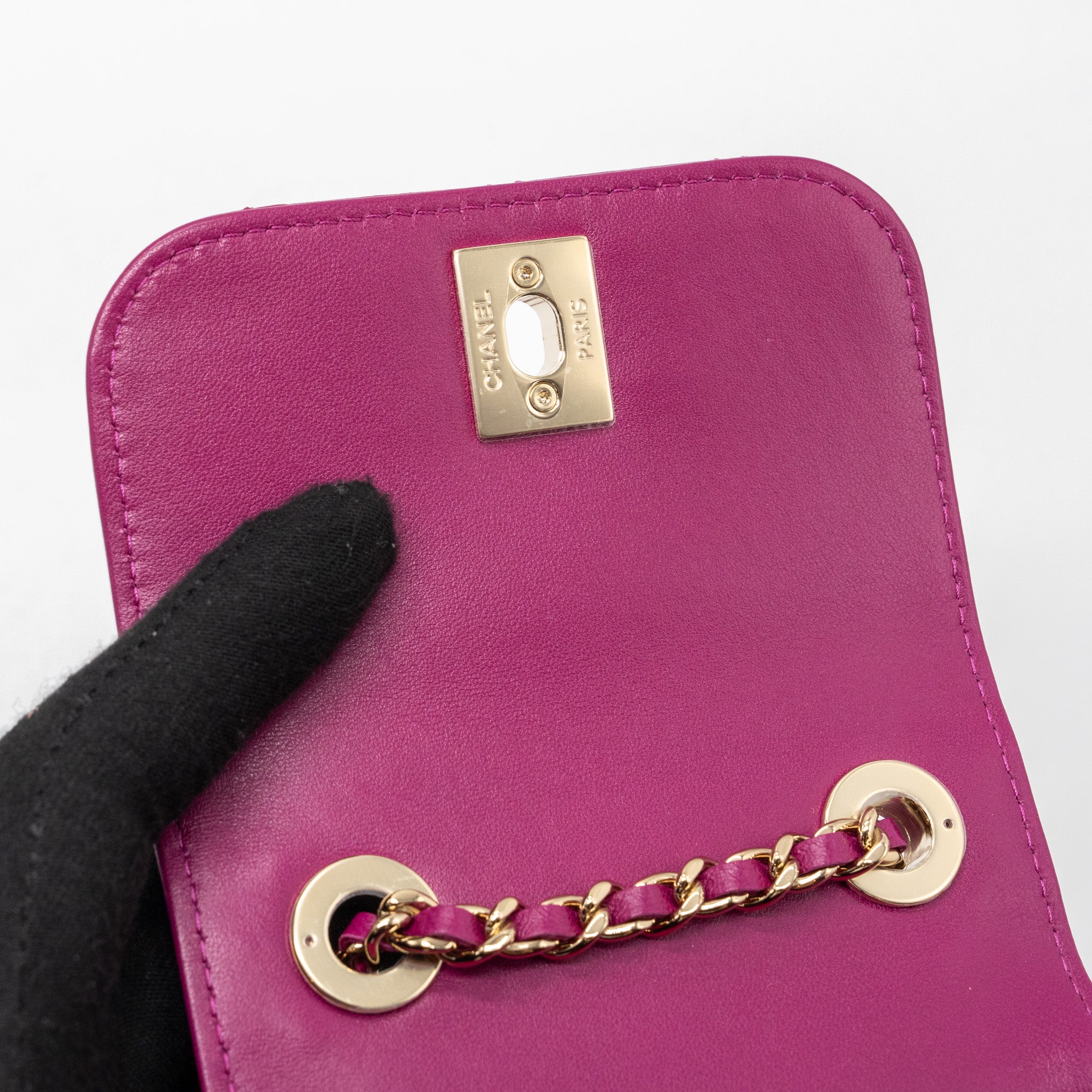 chanel-mini-trendy-cc-clutch-lambskin-pink-lghw
