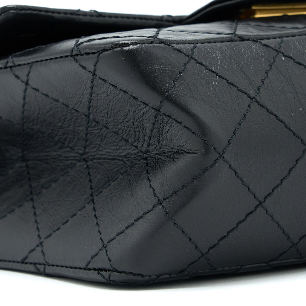 chanel-mini-2-55-reissue-flap-bag-aged-calfskin-brushed-ghwmicrochip