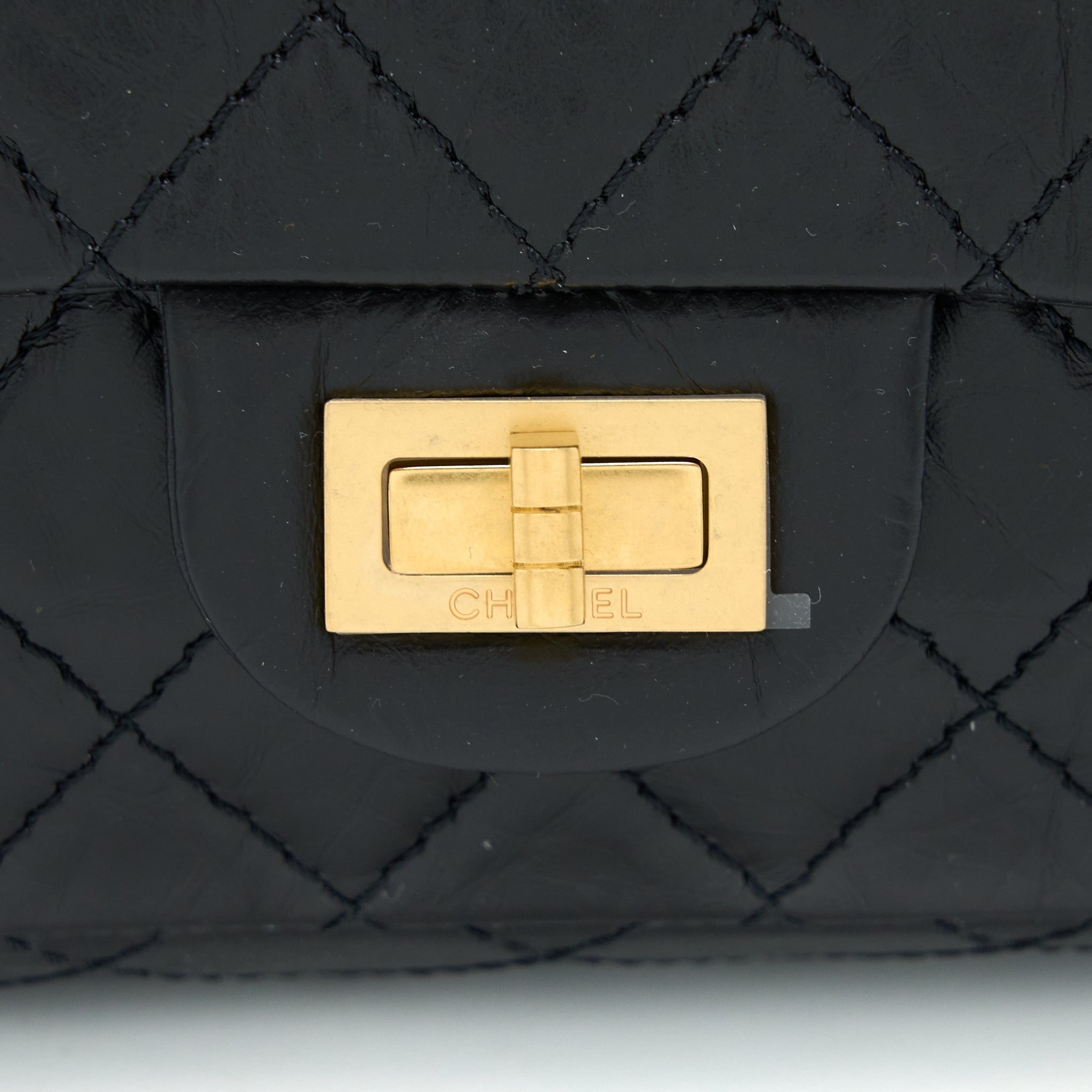 chanel-mini-2-55-reissue-flap-bag-aged-calfskin-brushed-ghwmicrochip
