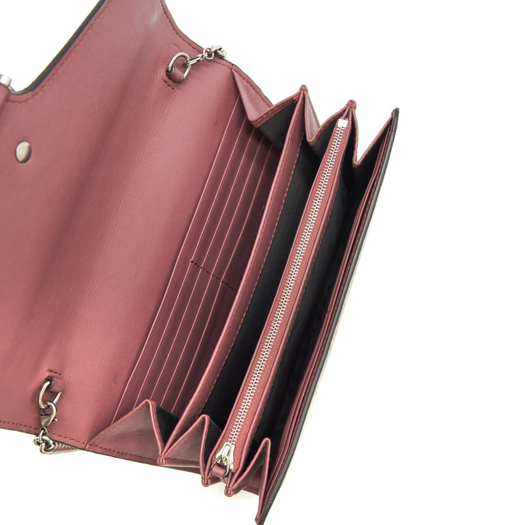 gucci-blossom-gg-supreme-chain-wallet-shw