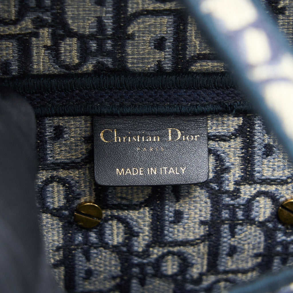 dior-saddle-bag-blue-oblique-embroidery-ghw-1