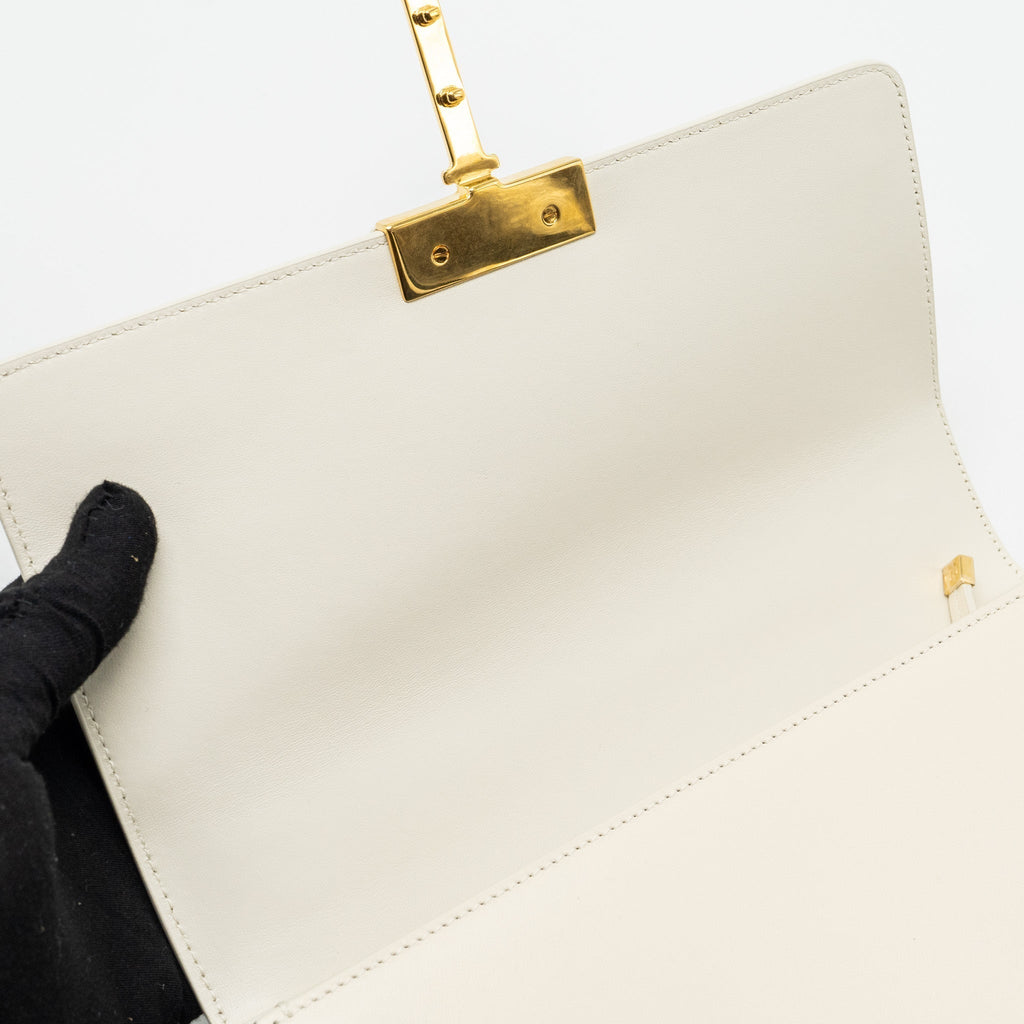 dior-30-montaigne-bag-calfskin-white-ghw