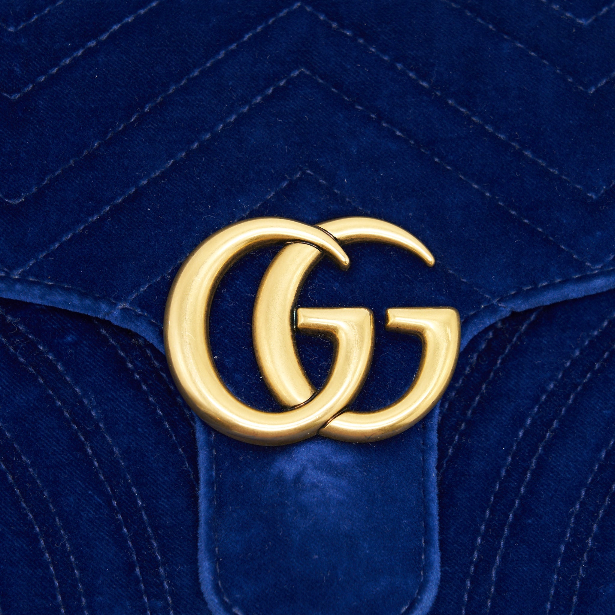 gucci-velvet-small-gg-marmont-bag-blue