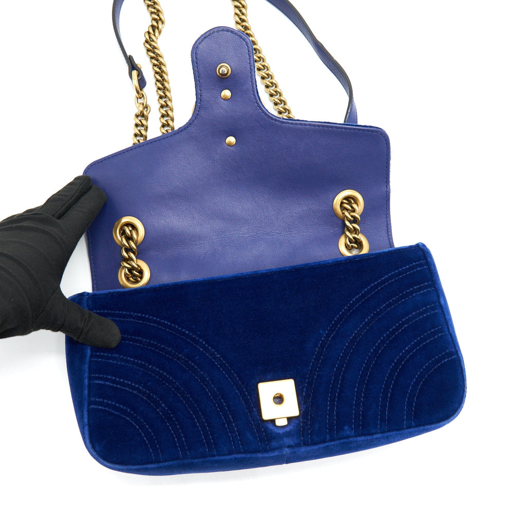 gucci-velvet-small-gg-marmont-bag-blue