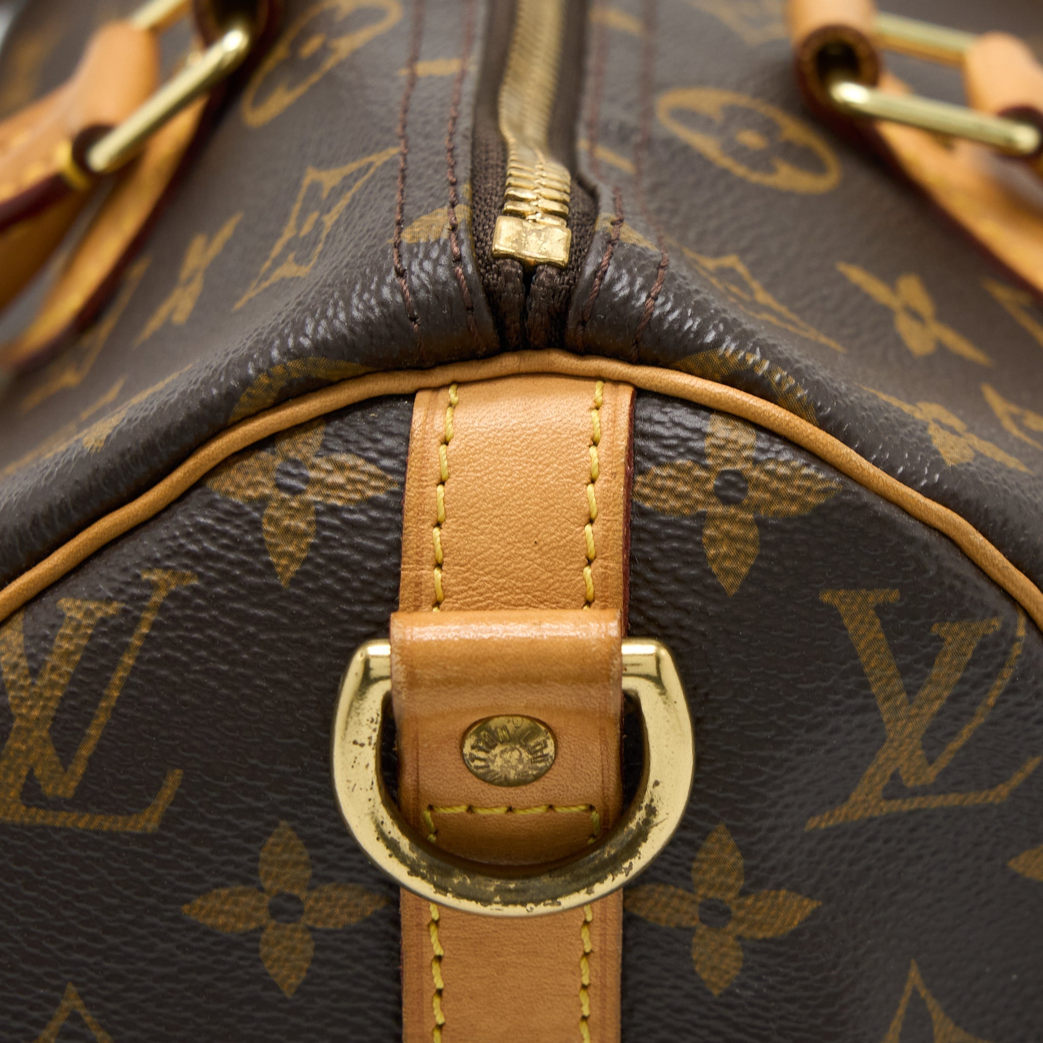 louis-vuitton-speedy-bandouliere-30-monogram-canvas-ghw