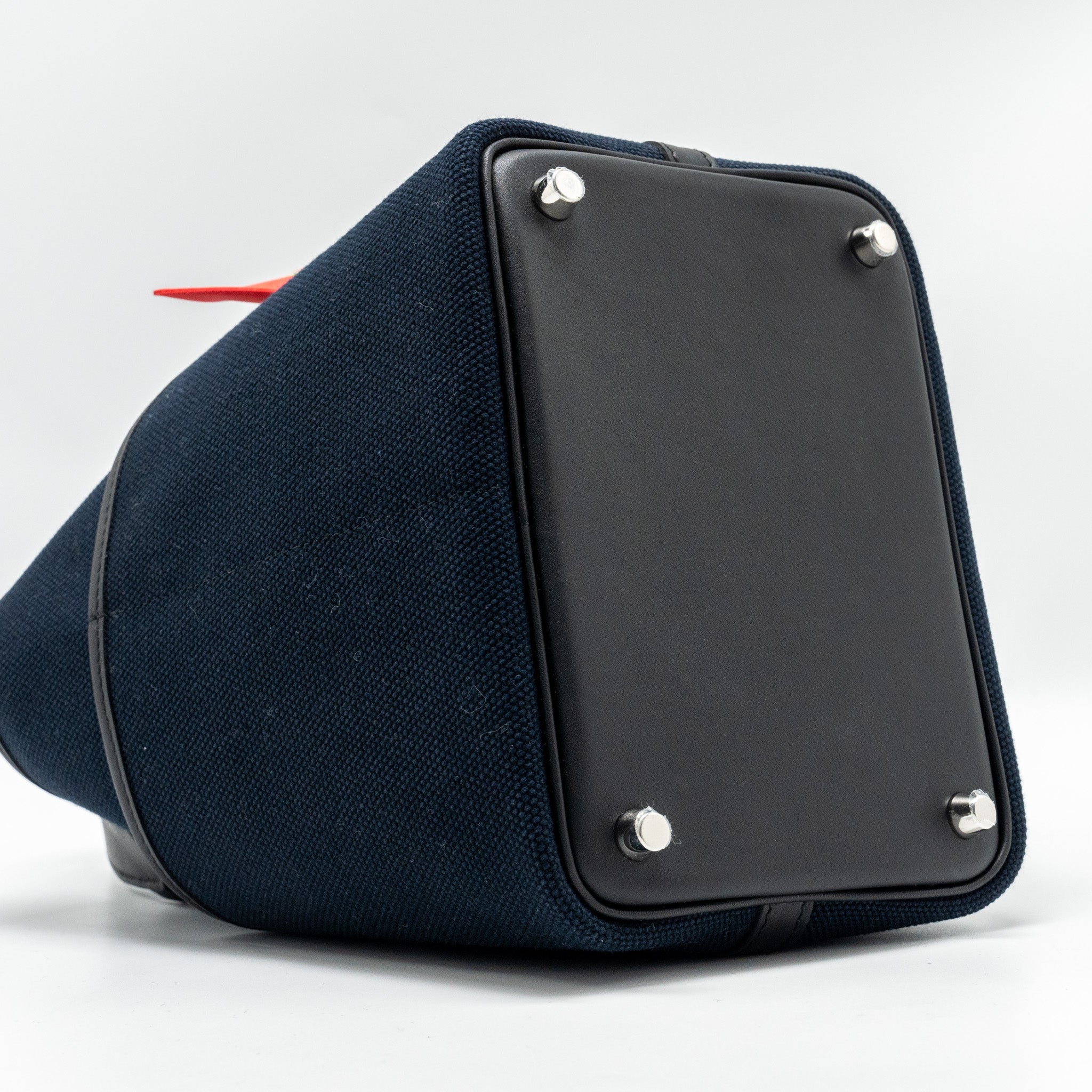 hermes-cargo-picotin-18-lock-bag-canvas-swift-bleu-marine-black-shw-stamp-u-copy
