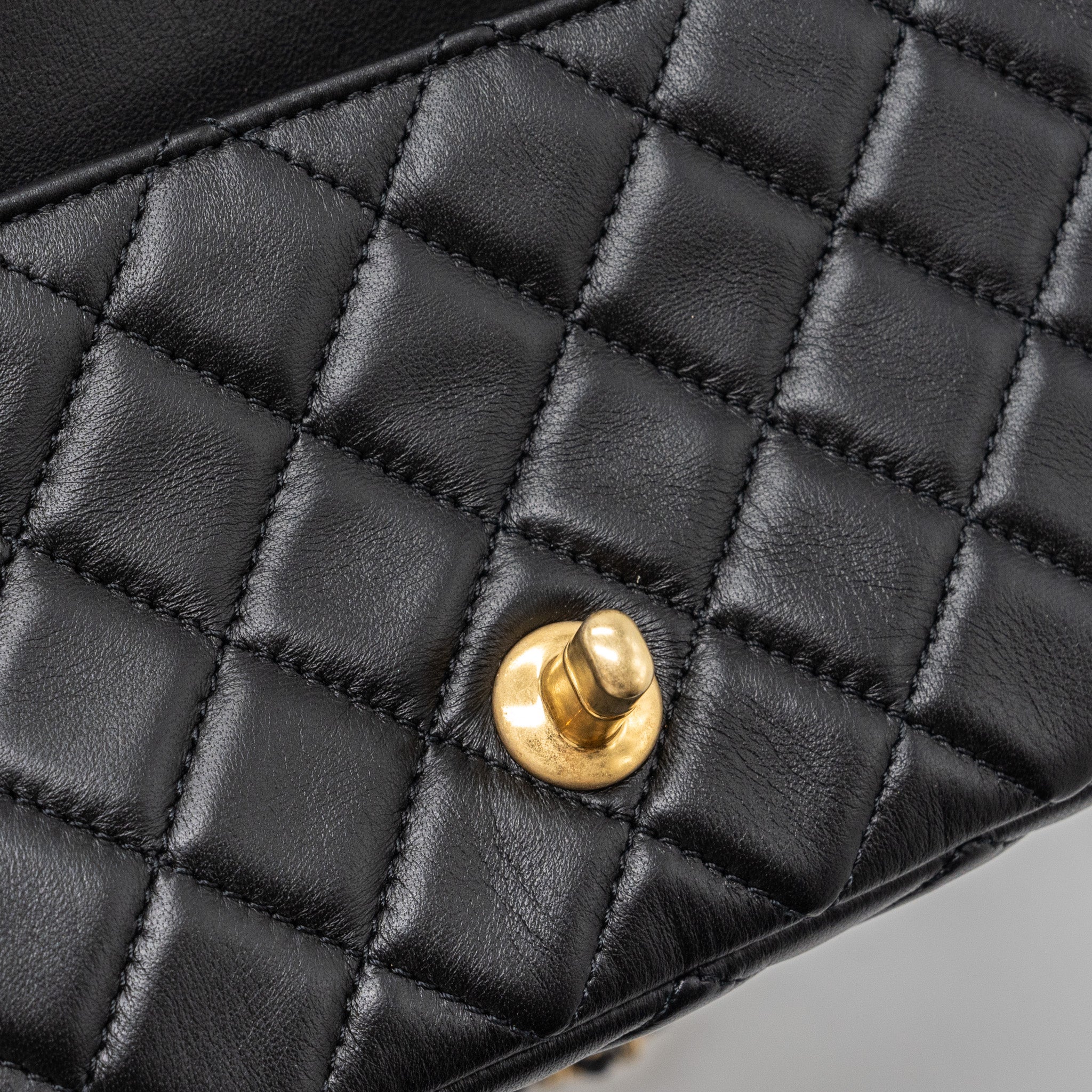 chanel-pearl-crush-mini-rectangular-flap-bag-lambskin-black-ghw-2