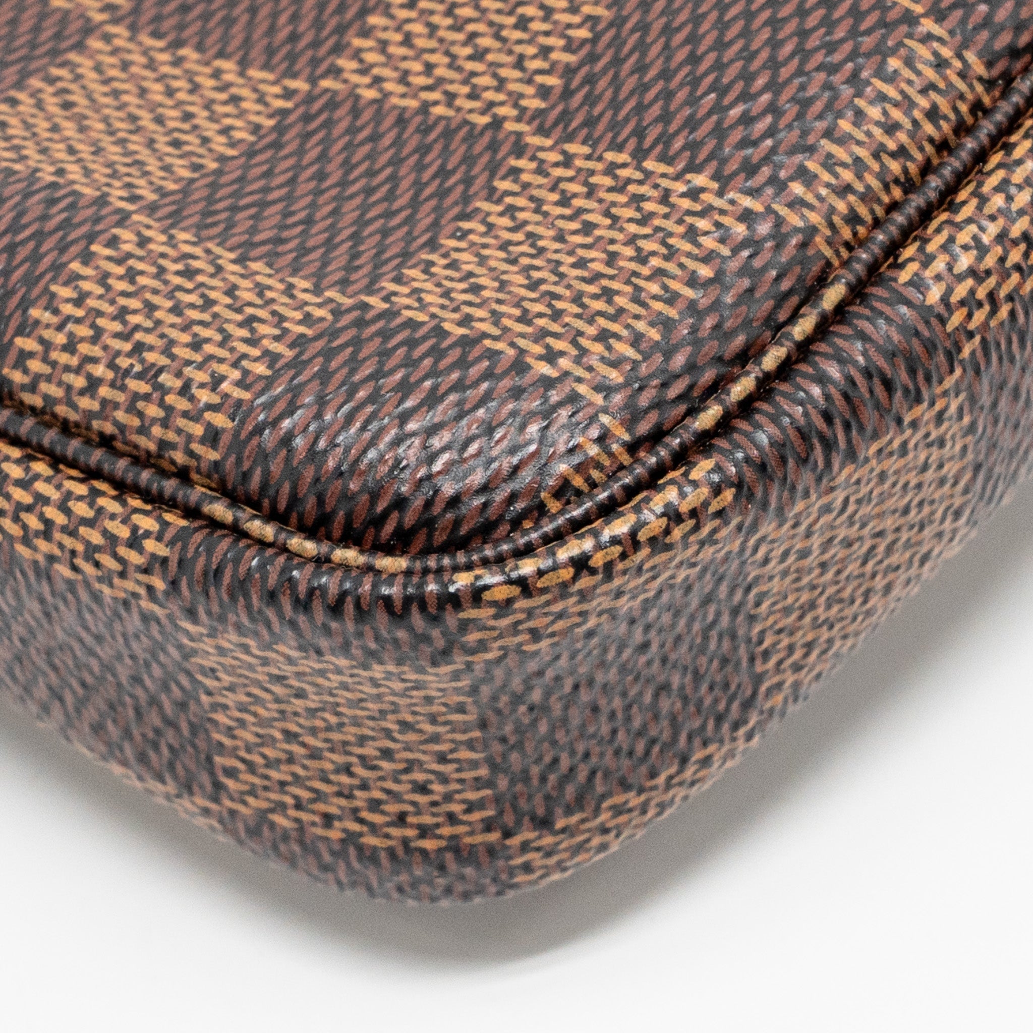 louis-vuitton-mini-pochette-accessories-damier-ebene-canvas-ghw-4
