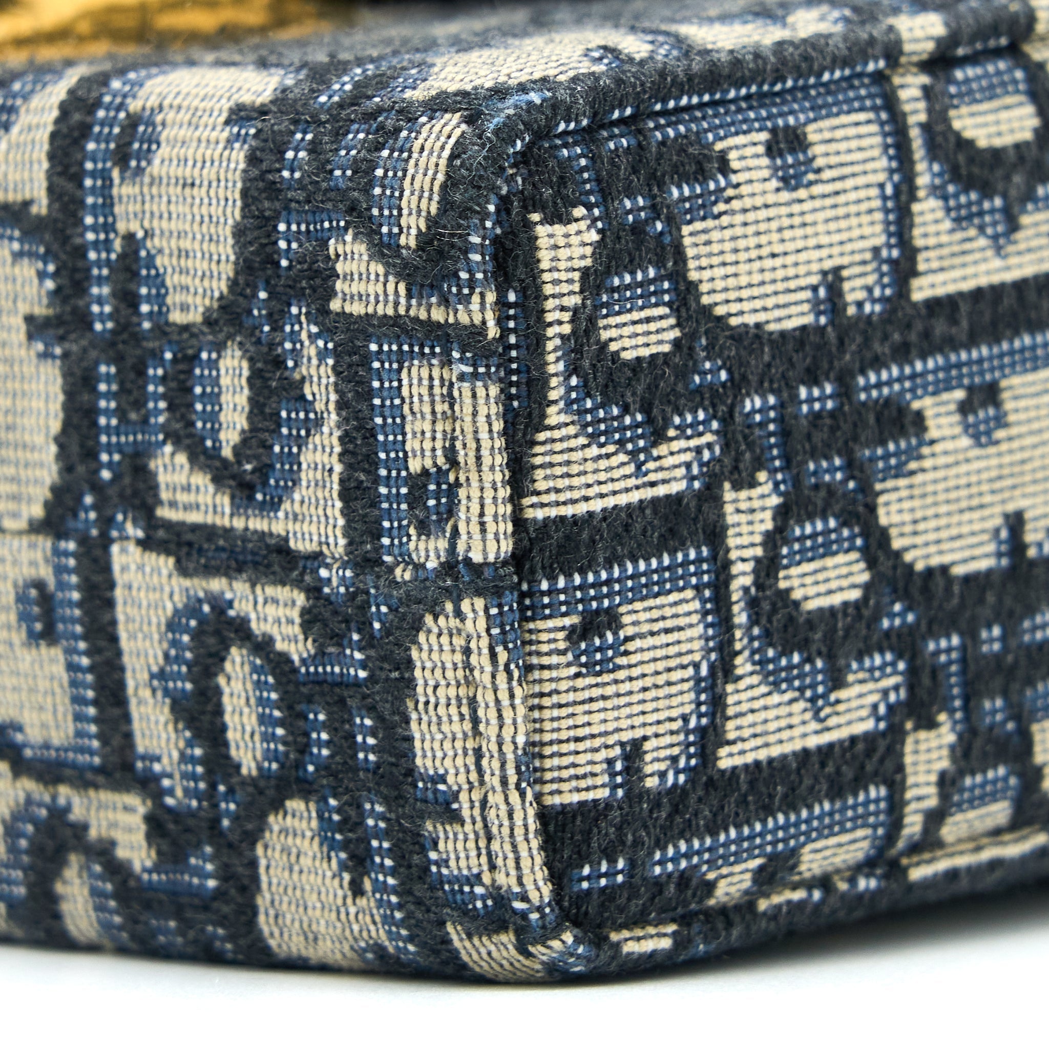 dior-30-montaigne-mini-box-bag-blue-oblique-ghw