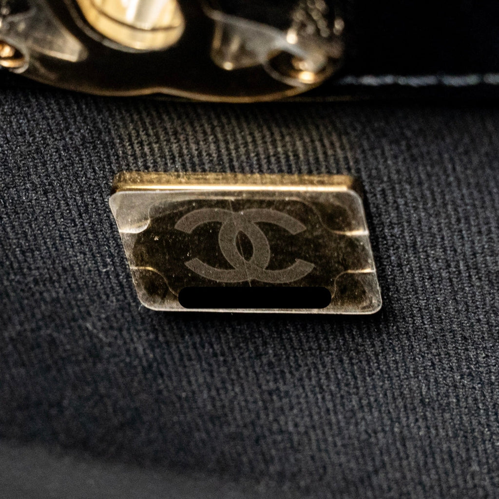 chanel-mini-31-bag-shiny-lambskin-black-lghw-microchip