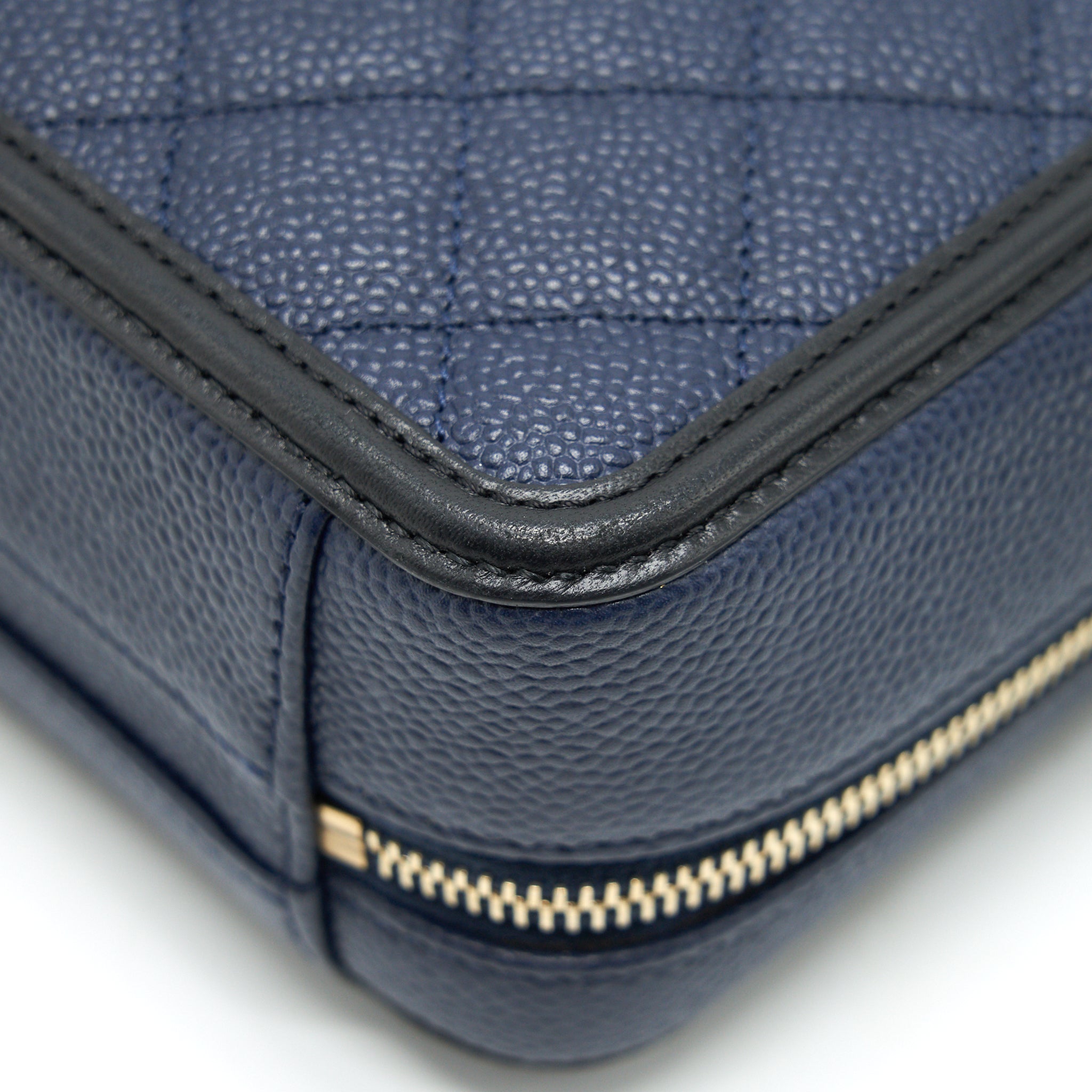 chanel-blue-vanity-case-in-small-navy