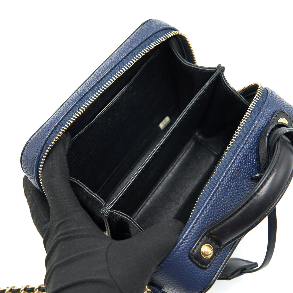 chanel-blue-vanity-case-in-small-navy