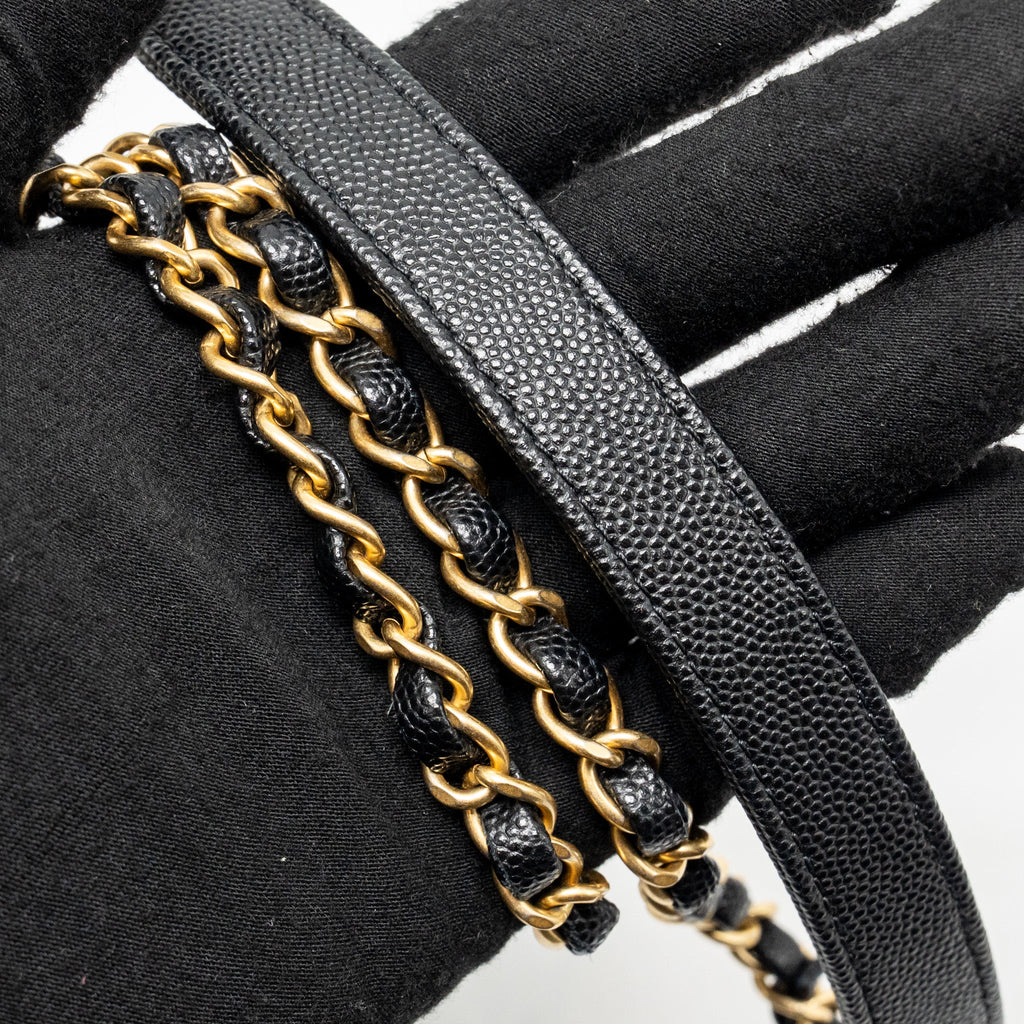 chanel-22k-mini-flap-bag-with-top-handle-shiny-grained-calfskin-black-ghw-microchip-copy