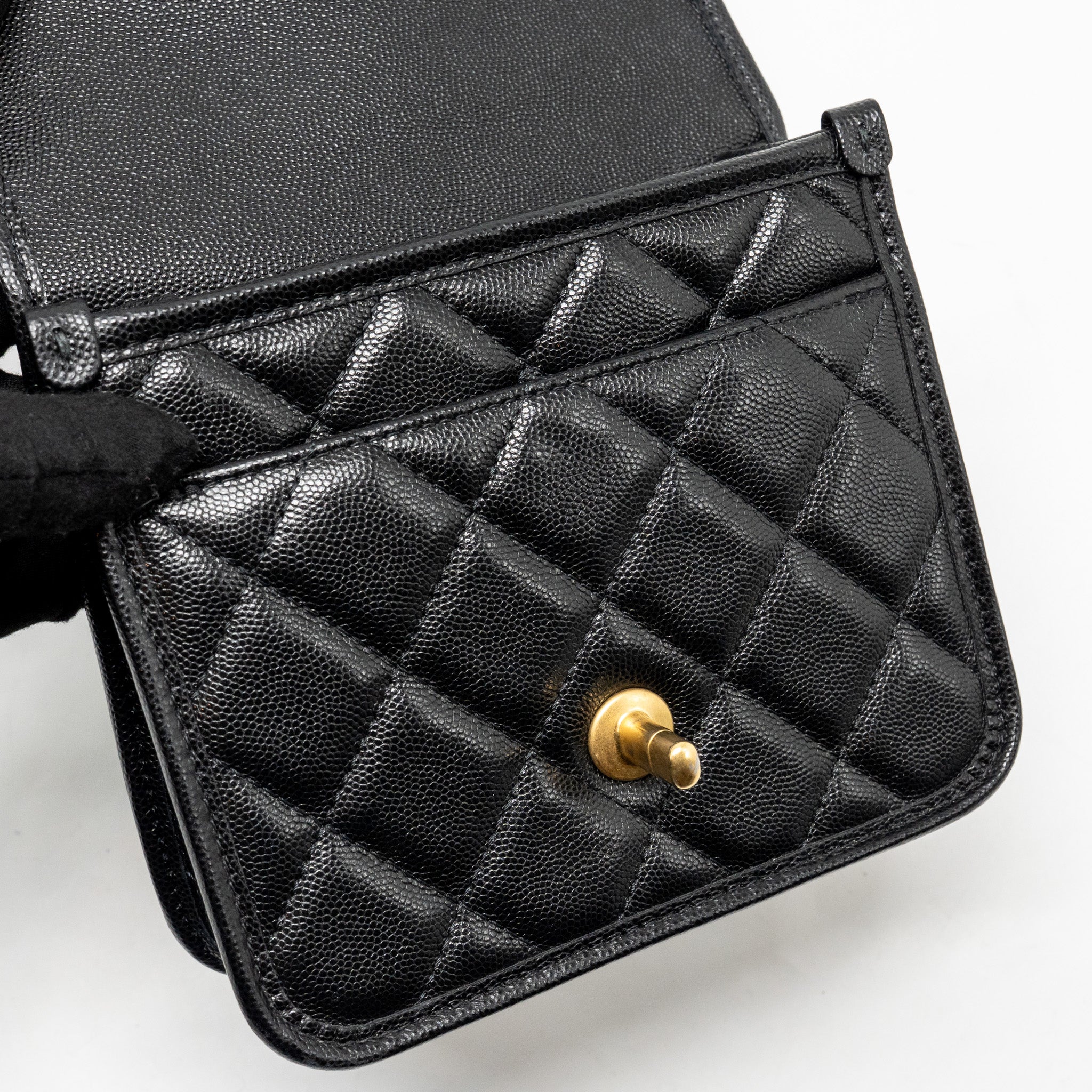 chanel-22k-mini-flap-bag-with-top-handle-shiny-grained-calfskin-black-ghw-microchip-copy