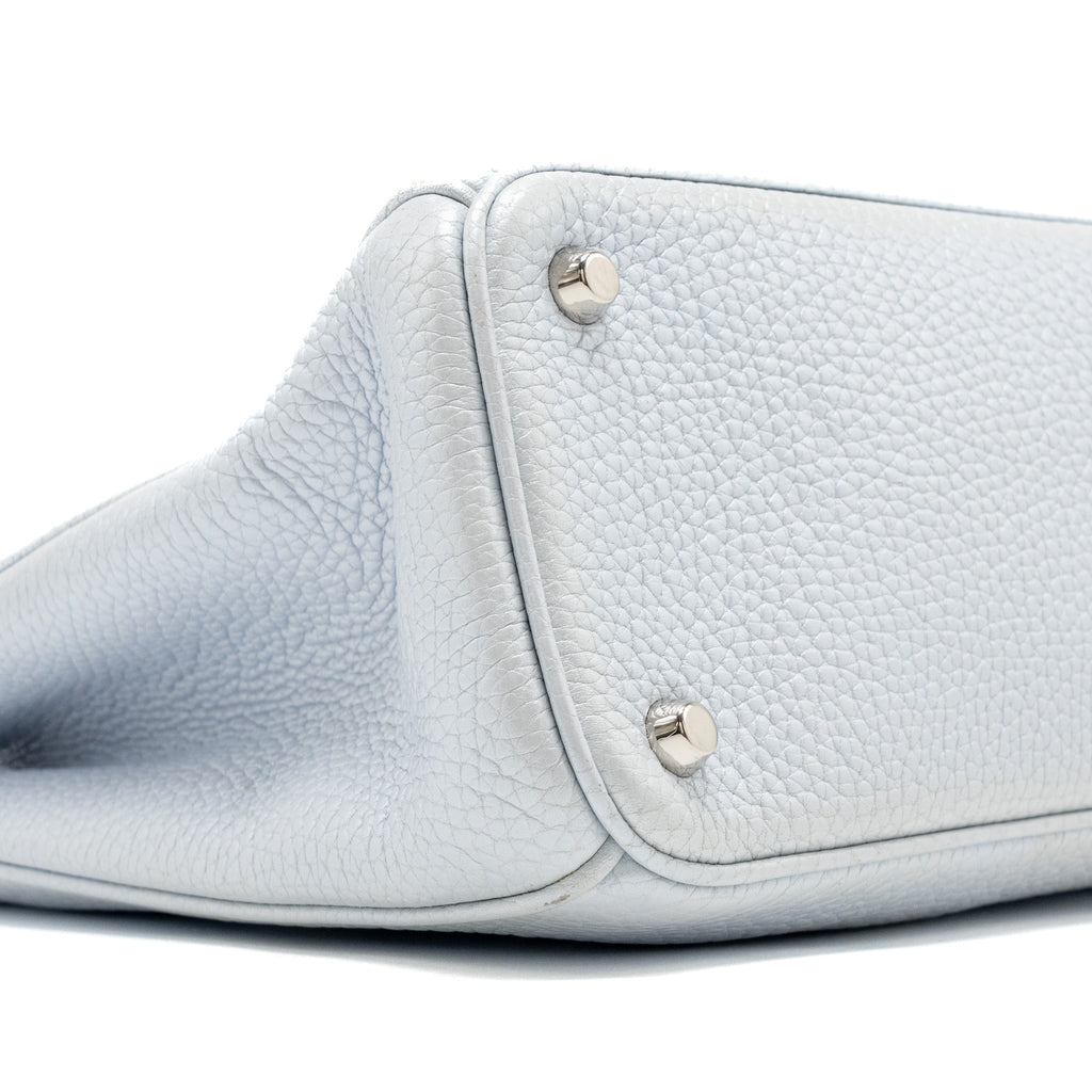 dior-diorissimo-tote-bag-grained-calfskin-light-grey-shw