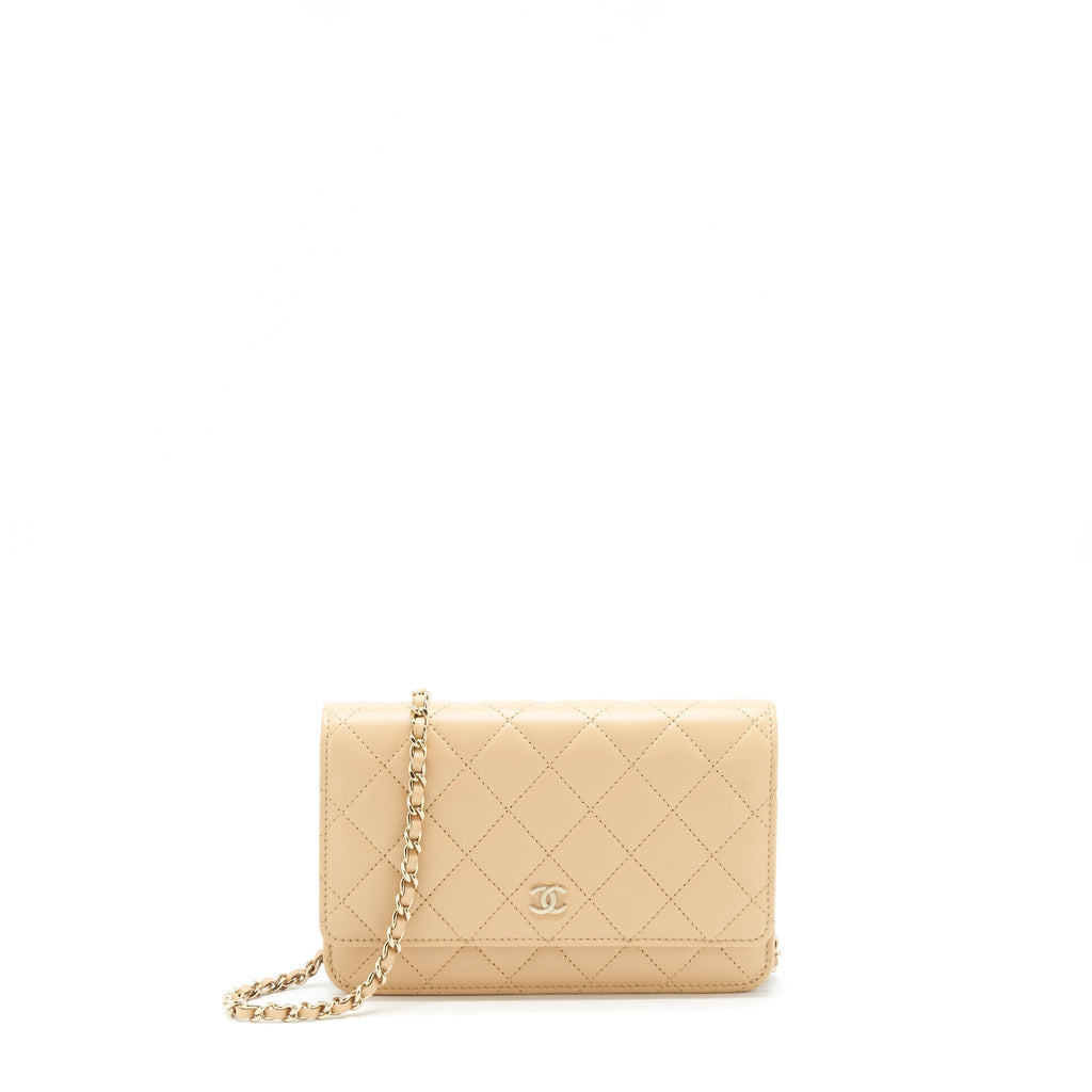 chanel-classic-wallet-on-chain-lambskin-beige-lghw-microchip