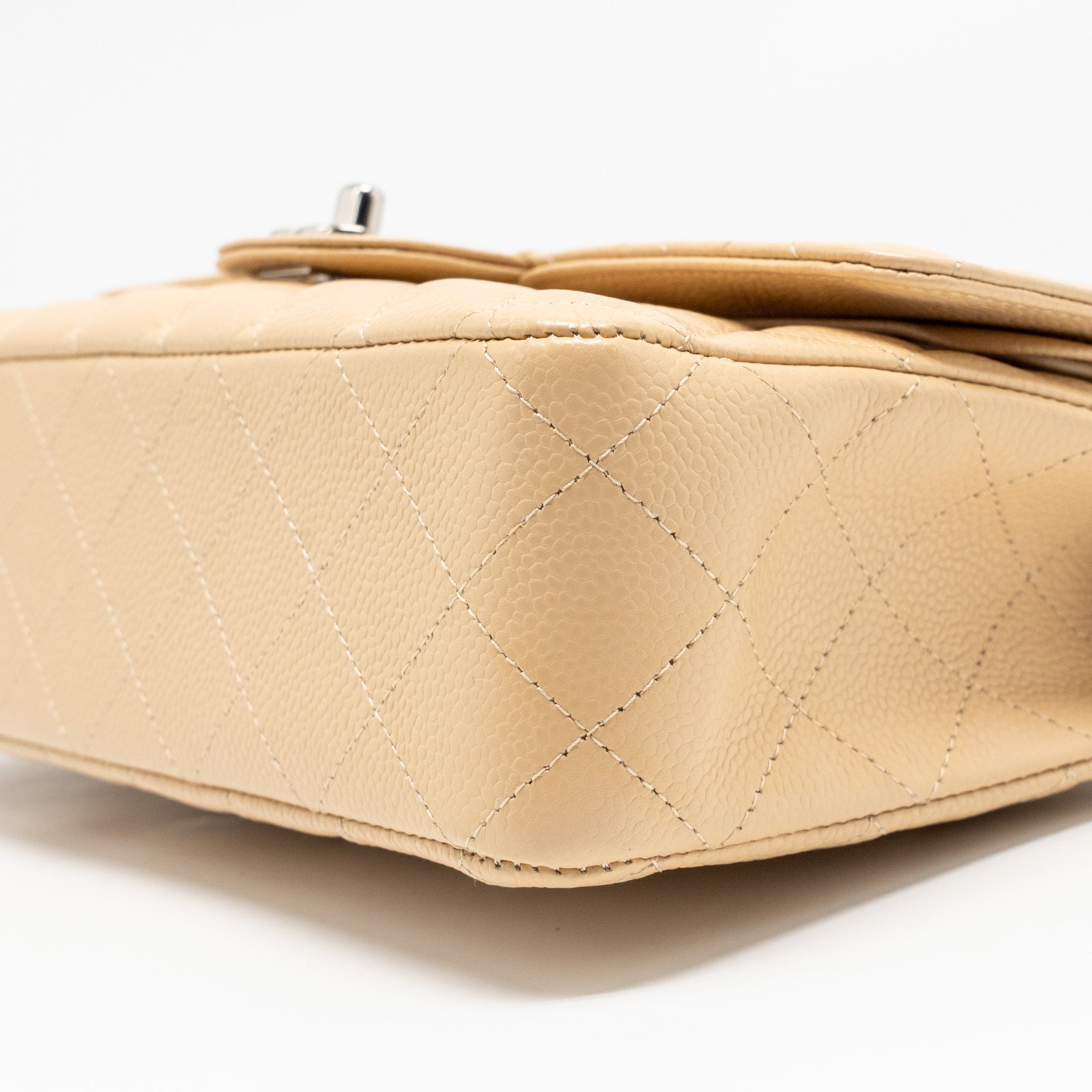 chanel-beige