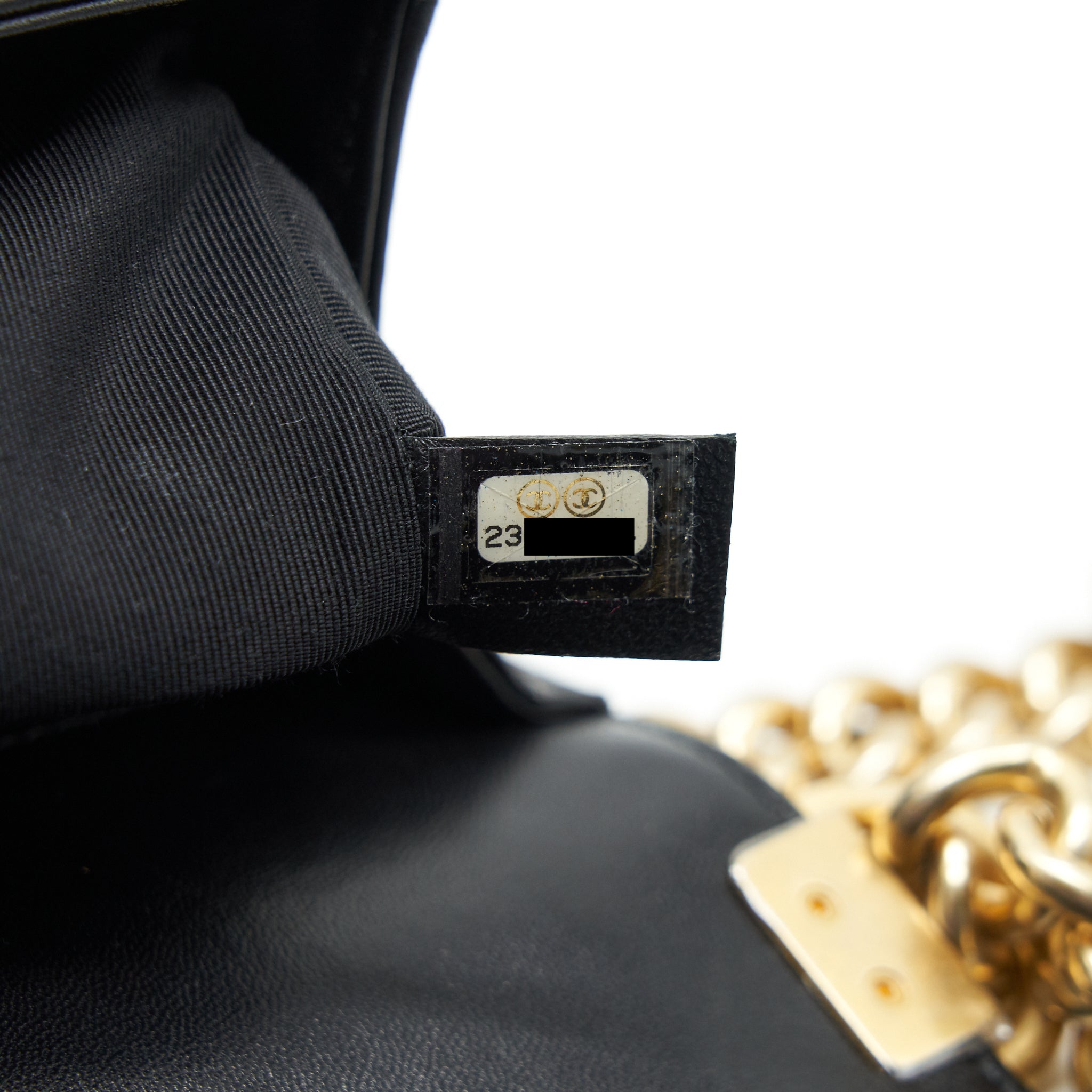 chanel-tweed-medium-le-boy-chevron-black-and-white-ghw