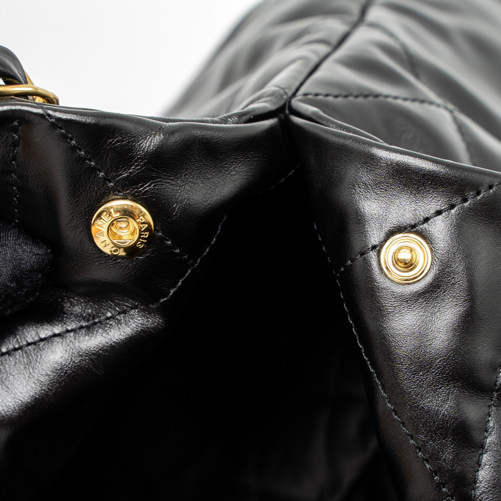 chanel-small-22-bag-shiny-calfskin-black-ghw-microchip-1