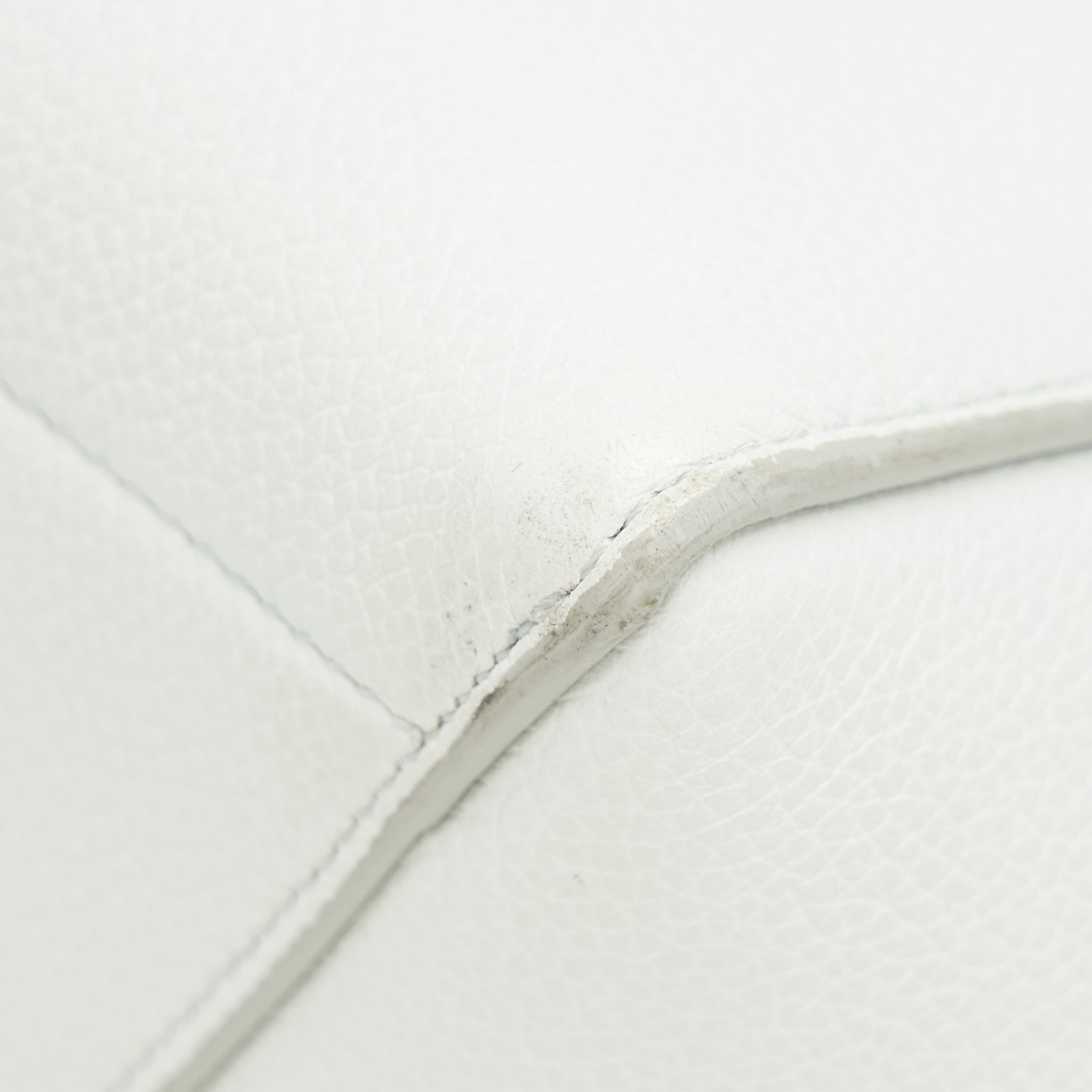 celine-sangle-bucket-bag-in-light-grey