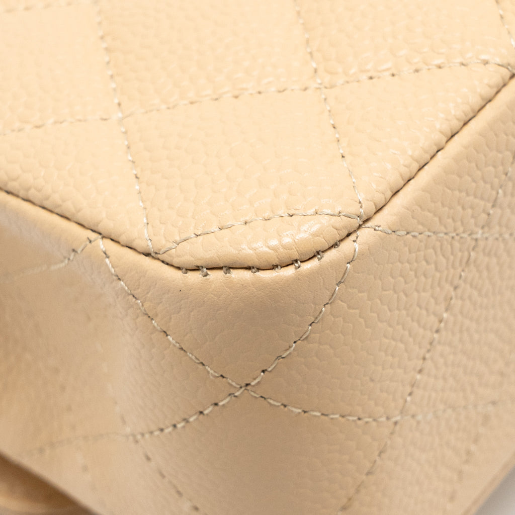 chanel-beige
