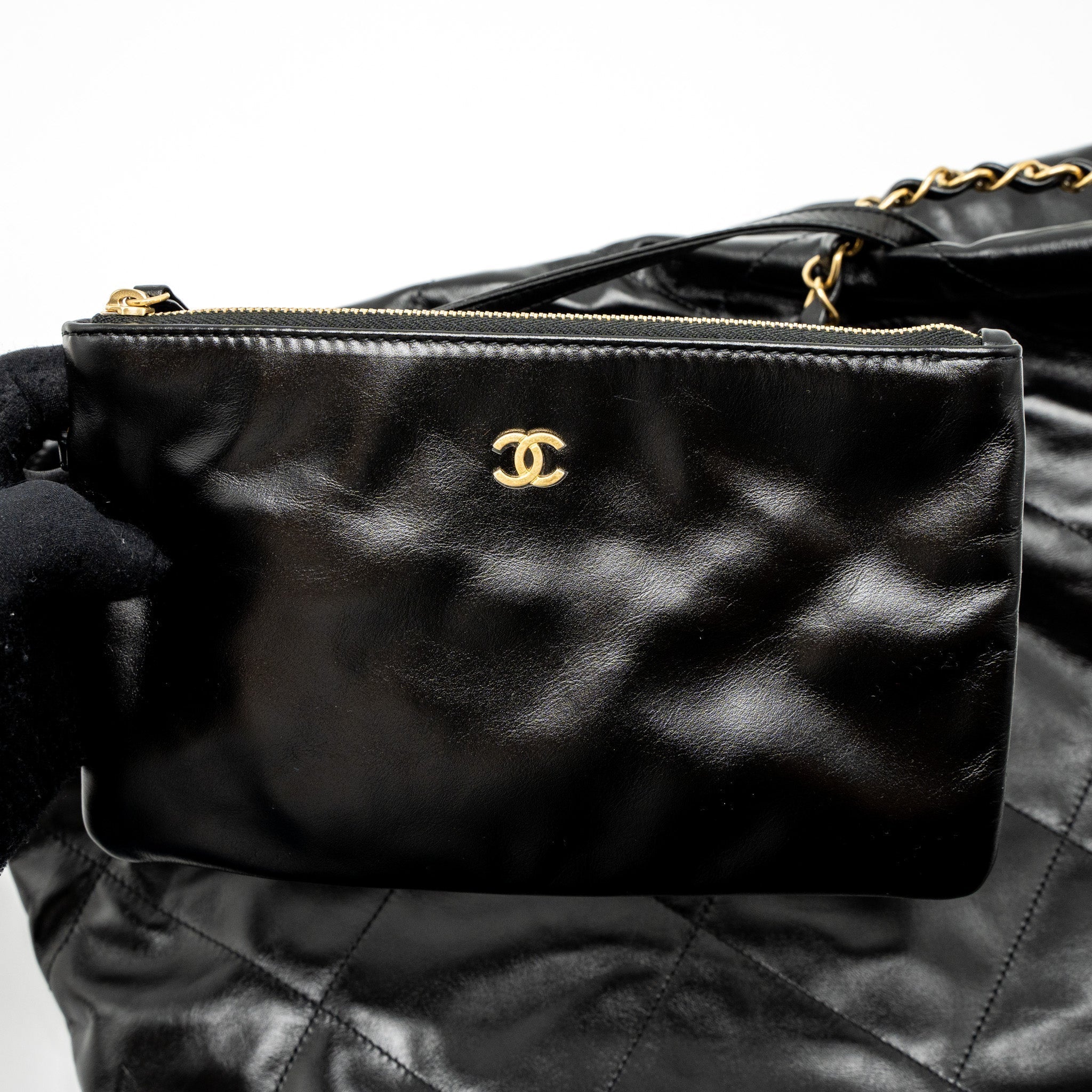 chanel-small-22-bag-shiny-calfskin-black-ghw-microchip-1