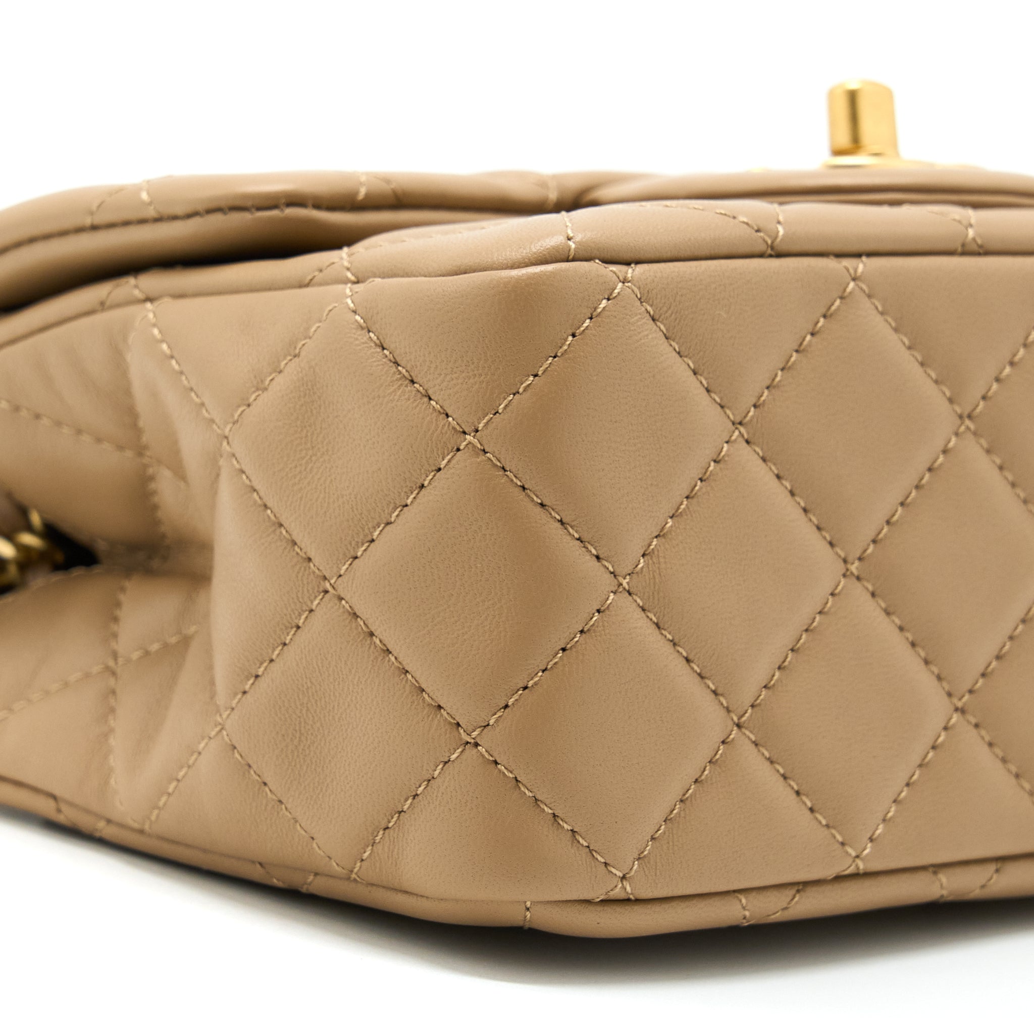 chanel-pearl-crush-mini-square-lambskin-dark-beige-ghwmicrochip