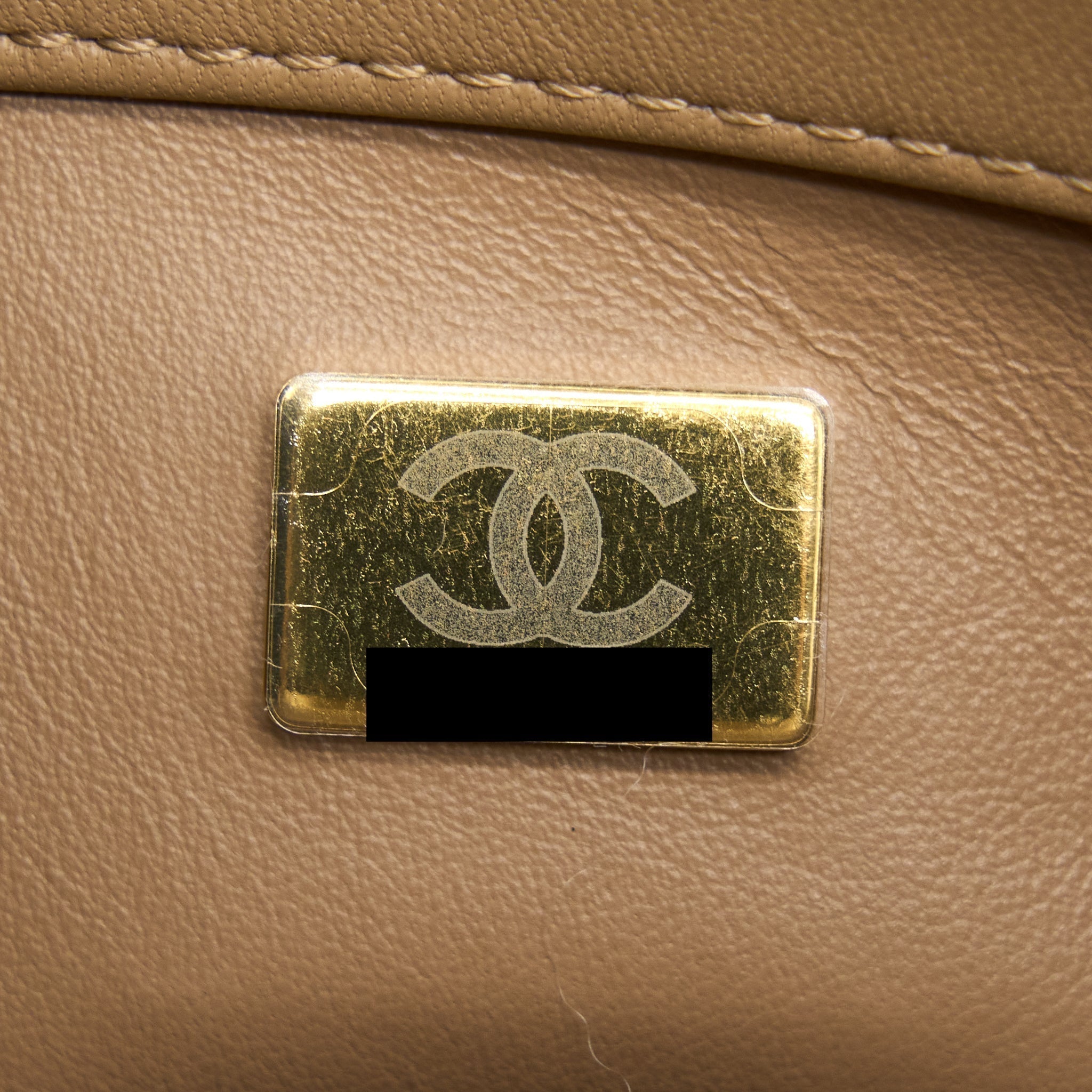 chanel-pearl-crush-mini-square-lambskin-dark-beige-ghwmicrochip