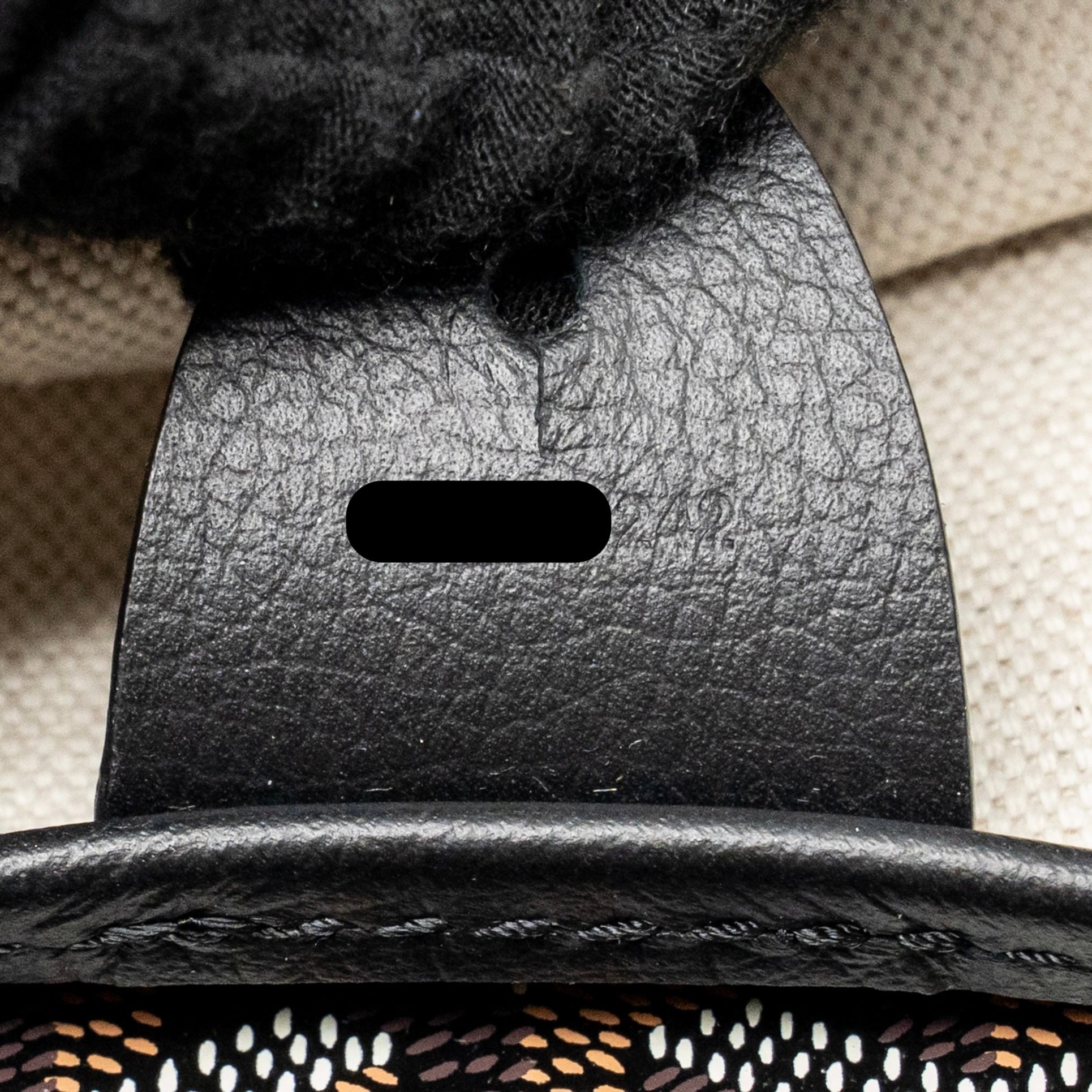 goyard-artois-pm-handbag-goyardine-canvas-calfskin-black-shw