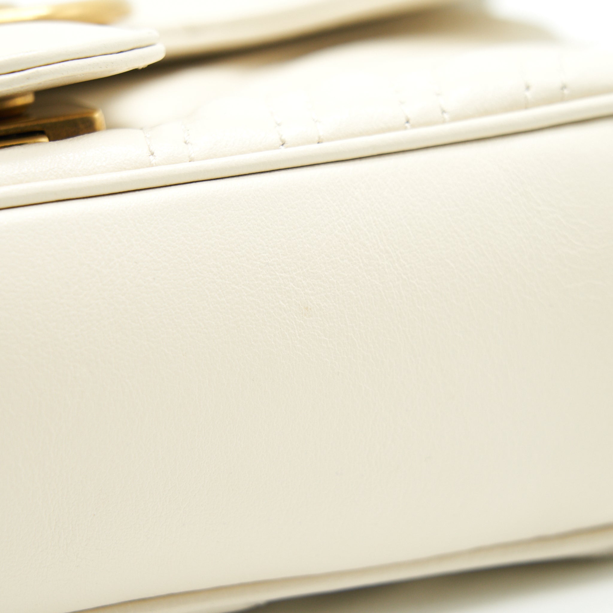 gucci-gg-mini-marmont-cream-white