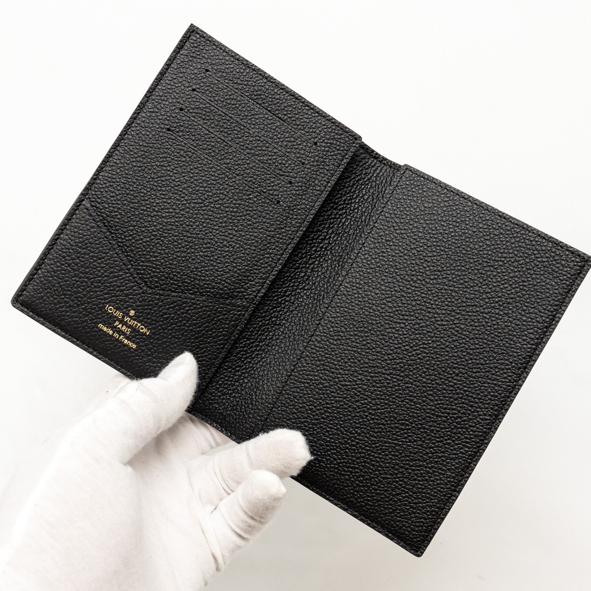 louis-vuitton-passport-cover-monogram-empreinte-leather-black