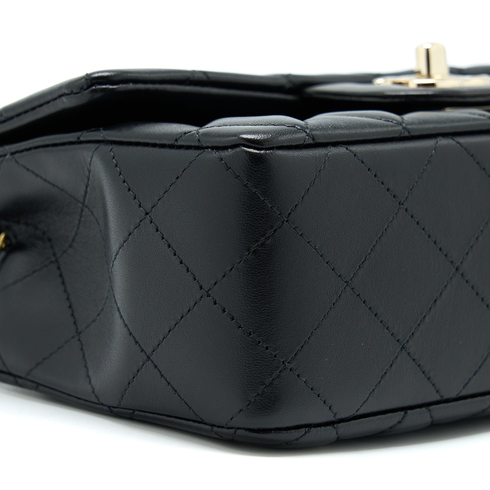 chanel-mini-rectangular-lambskin-black-lghwmicrochip