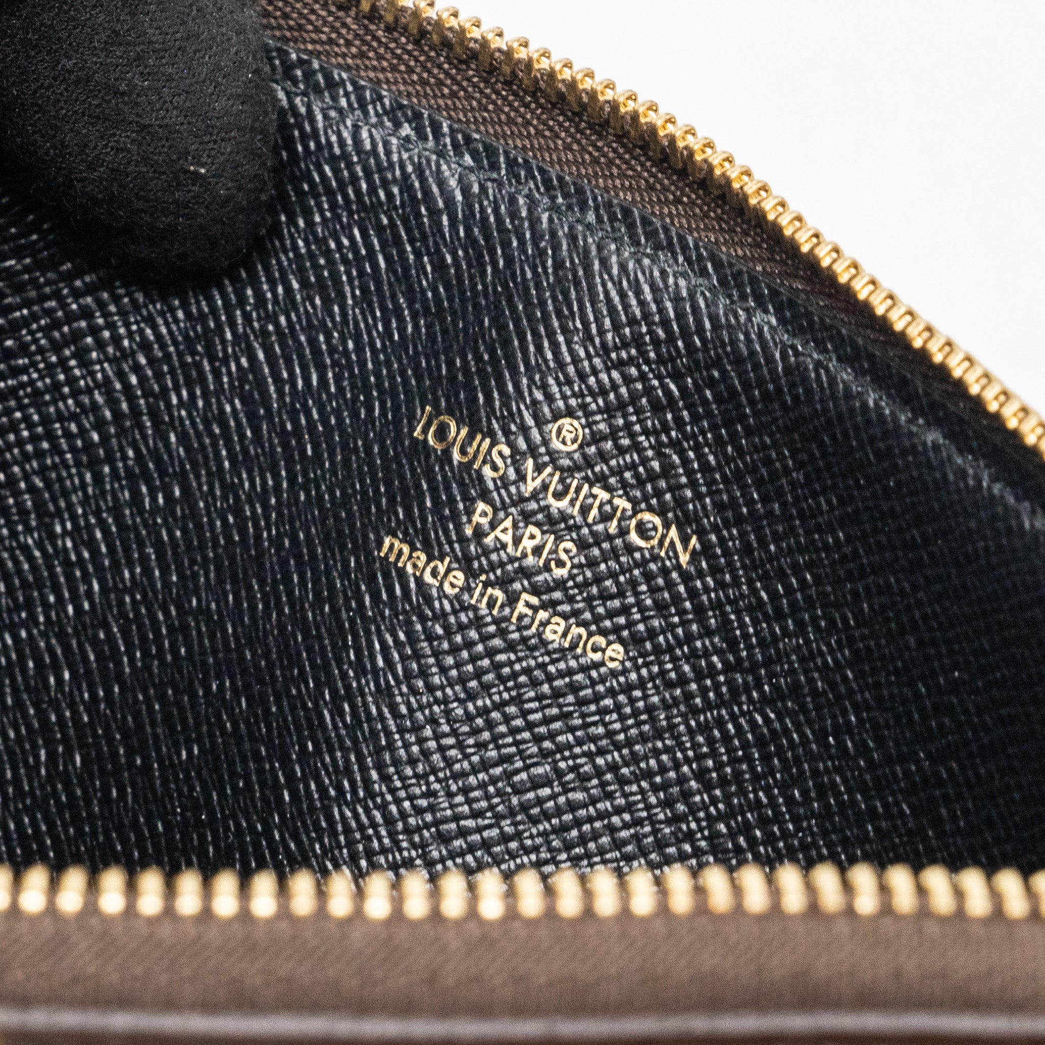 louis-vuitton-trio-pouch-monogram-canvas-ghw