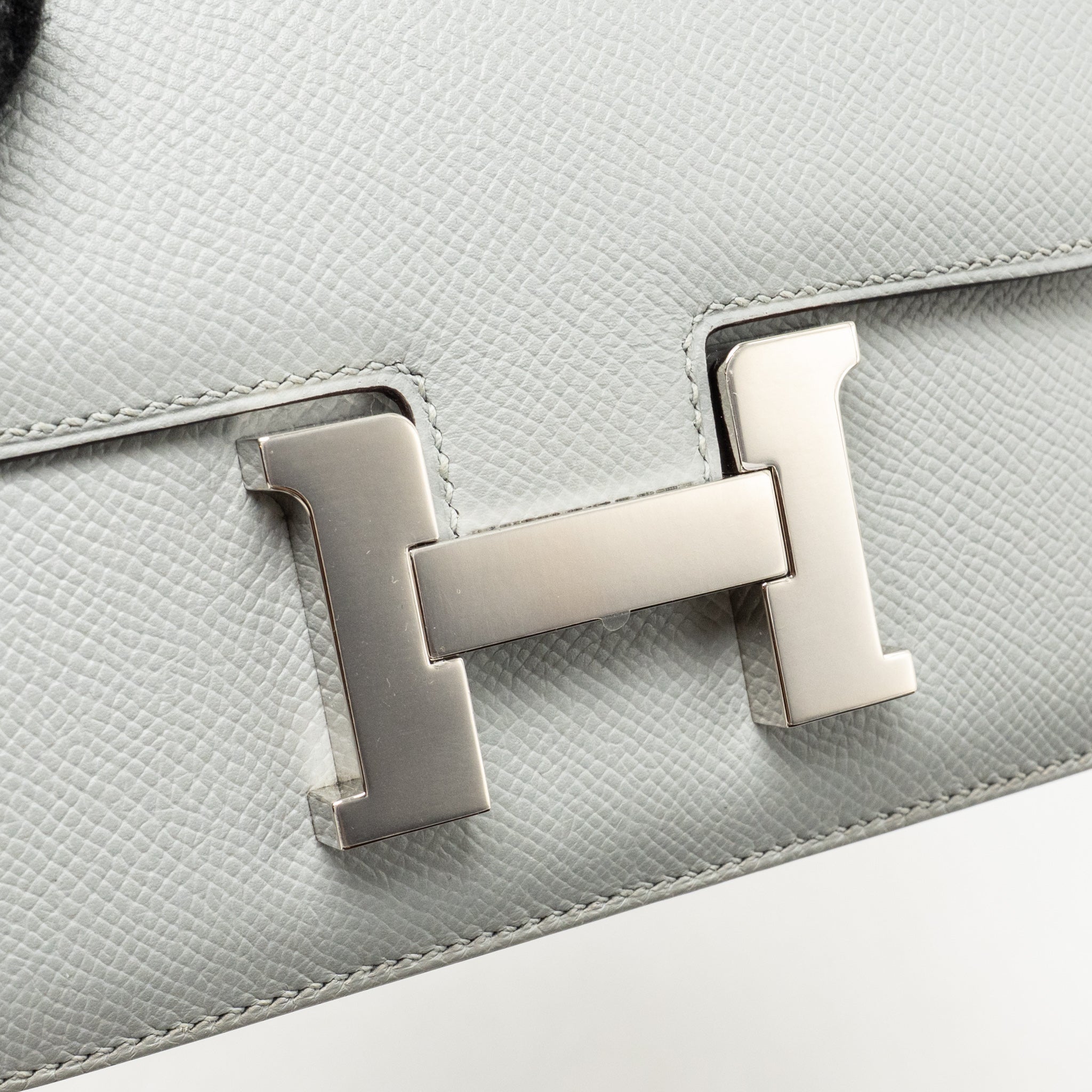 hermes-mini-constance-epsom-gris-mouette-shw-stamp-c