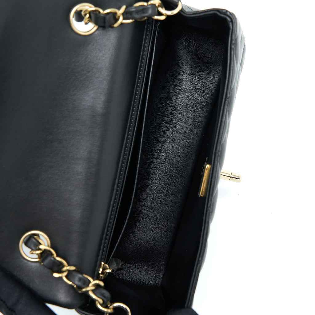 chanel-mini-rectangular-lambskin-black-lghwmicrochip