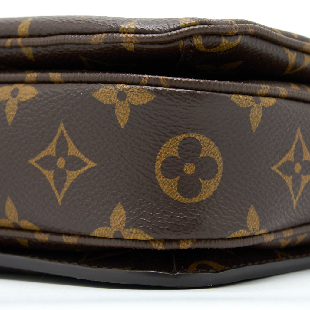 louis-vuitton-pochette-metis-monogram-canvas-ghw-8