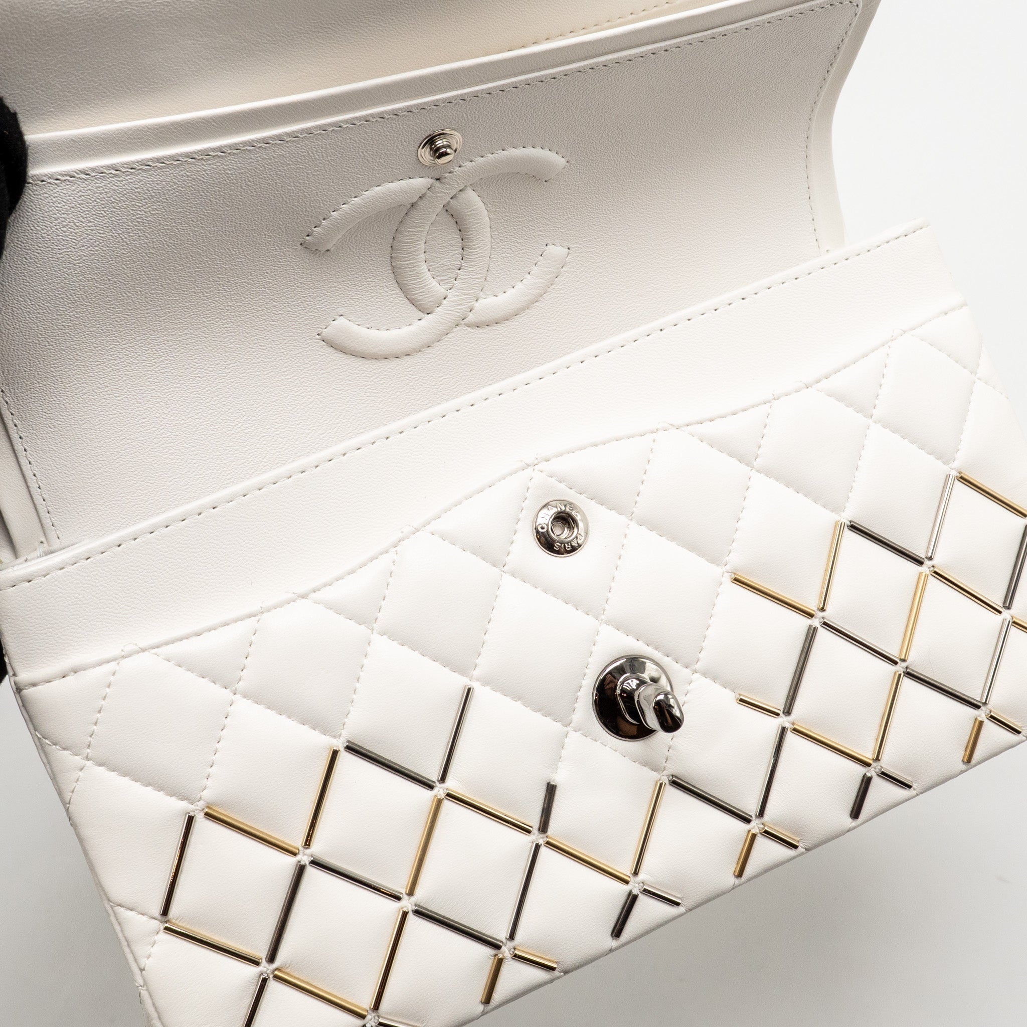 chanel-bicolor-metal-small-classic-double-flap-bag-lambskin-white-mulitcolour-hardware-copy-1