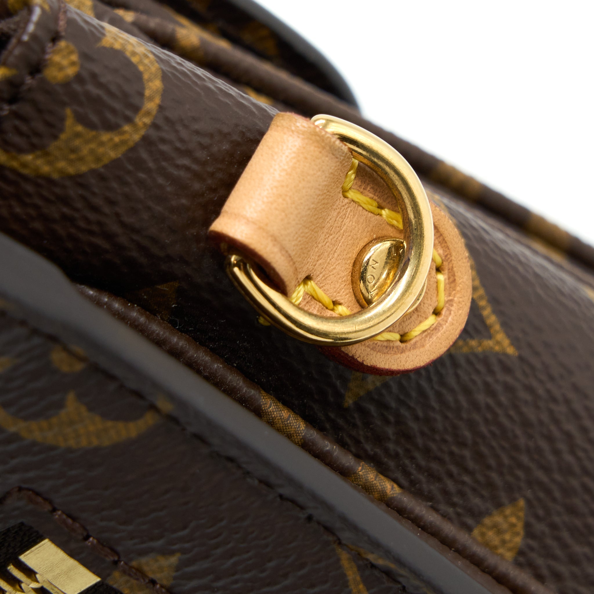 louis-vuitton-pochette-metis-monogram-canvas-ghw-8
