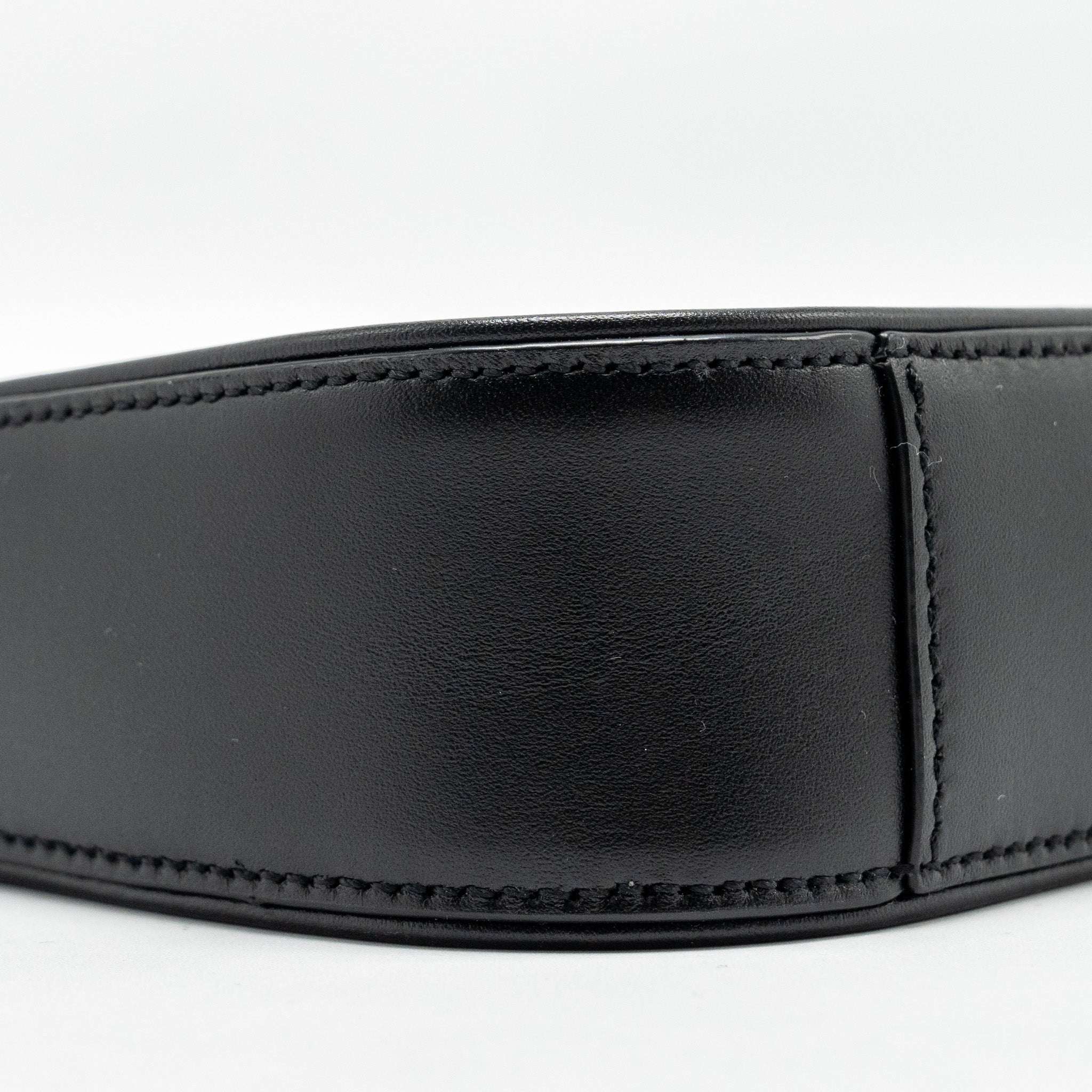 saint-laurent-ysl-mini-le-5-a-7-hobo-bag-smooth-calfskin-black-ghw