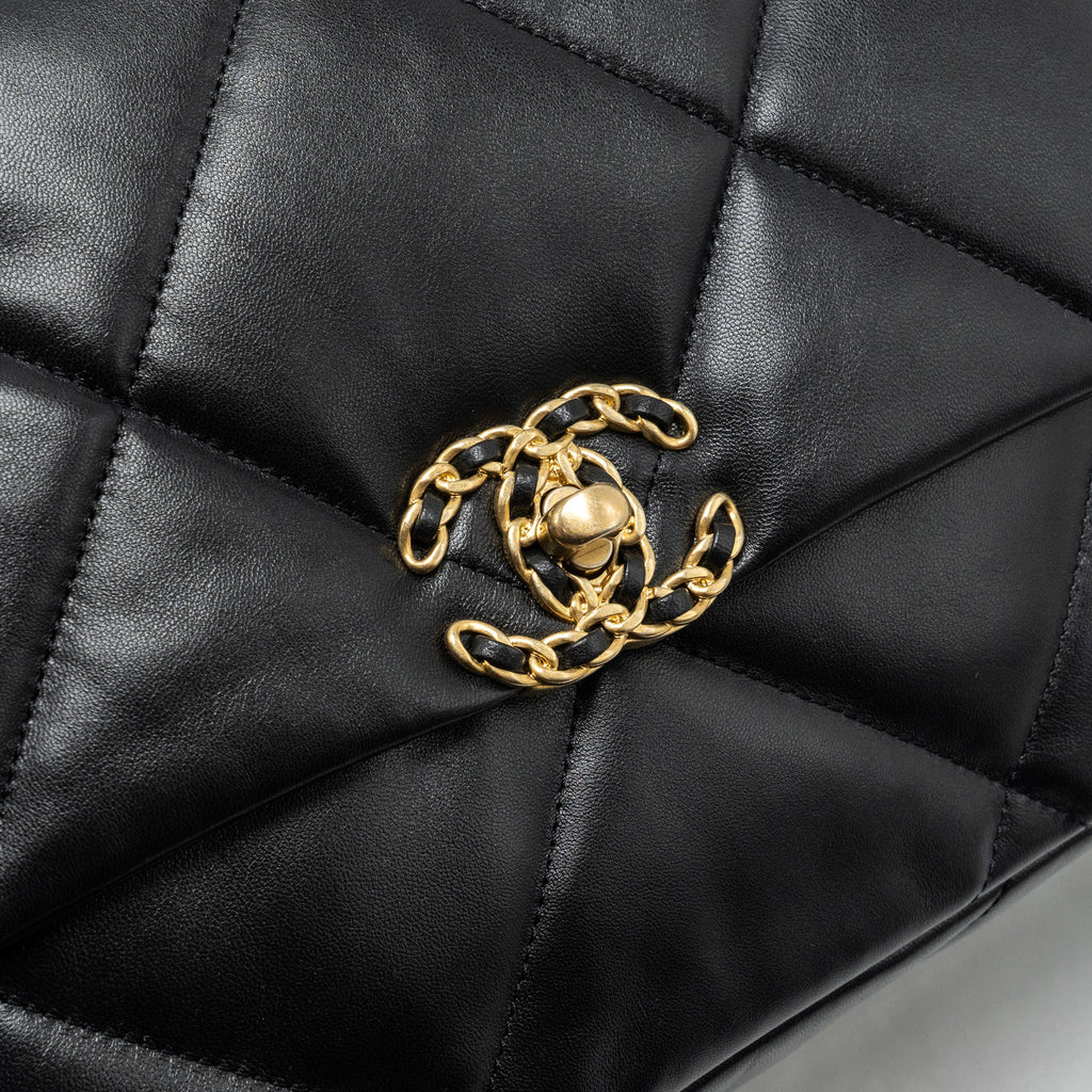 chanel-large-19-bag-lambskin-black-ghw-copy