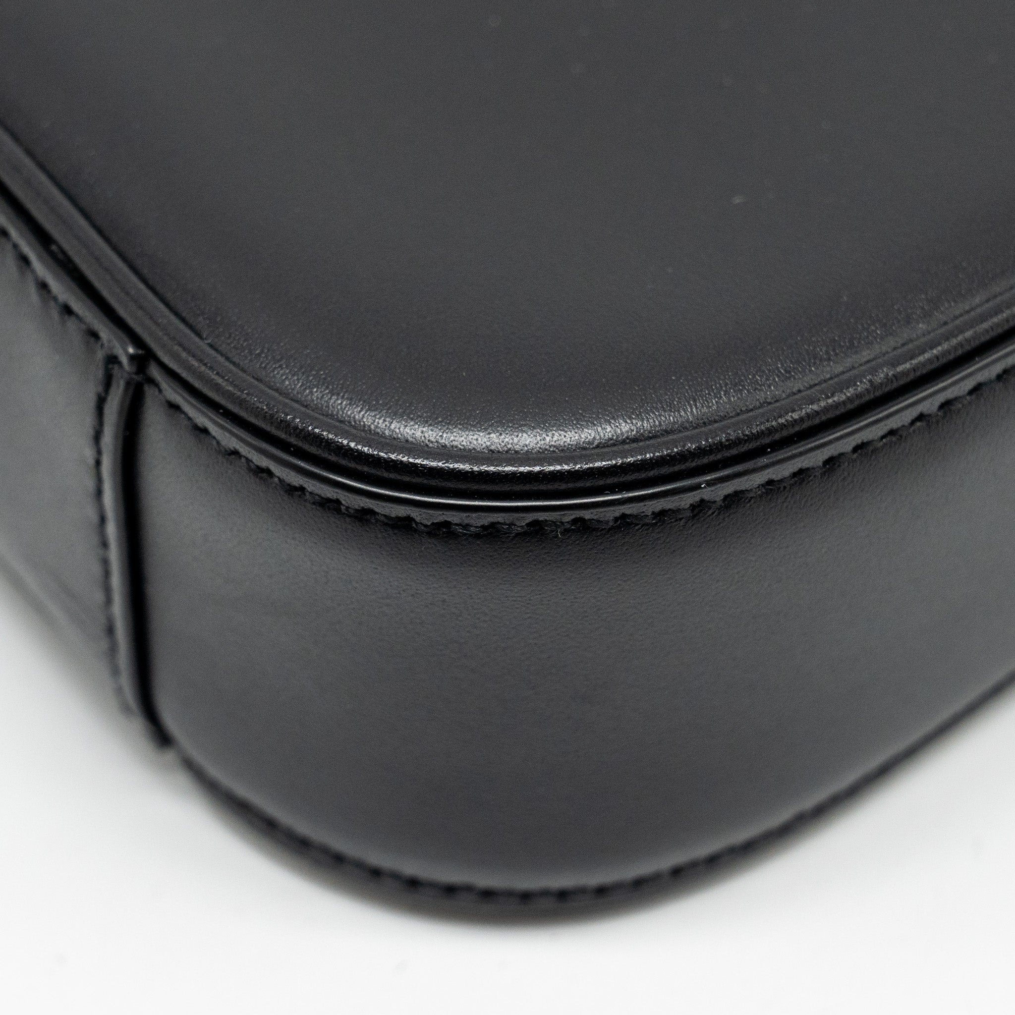 saint-laurent-ysl-mini-le-5-a-7-hobo-bag-smooth-calfskin-black-ghw