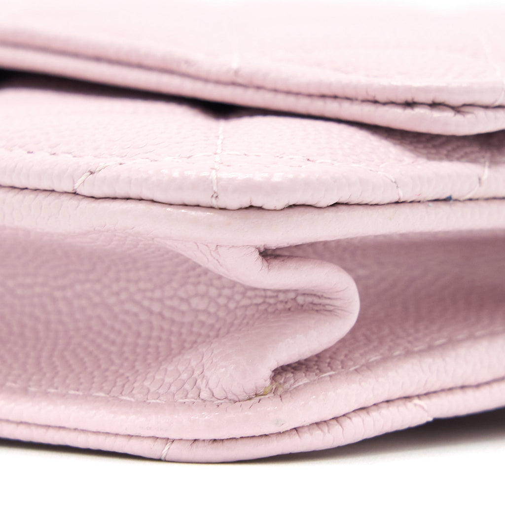 chanel-classic-wallet-on-chain-caviar-light-pink-lghw